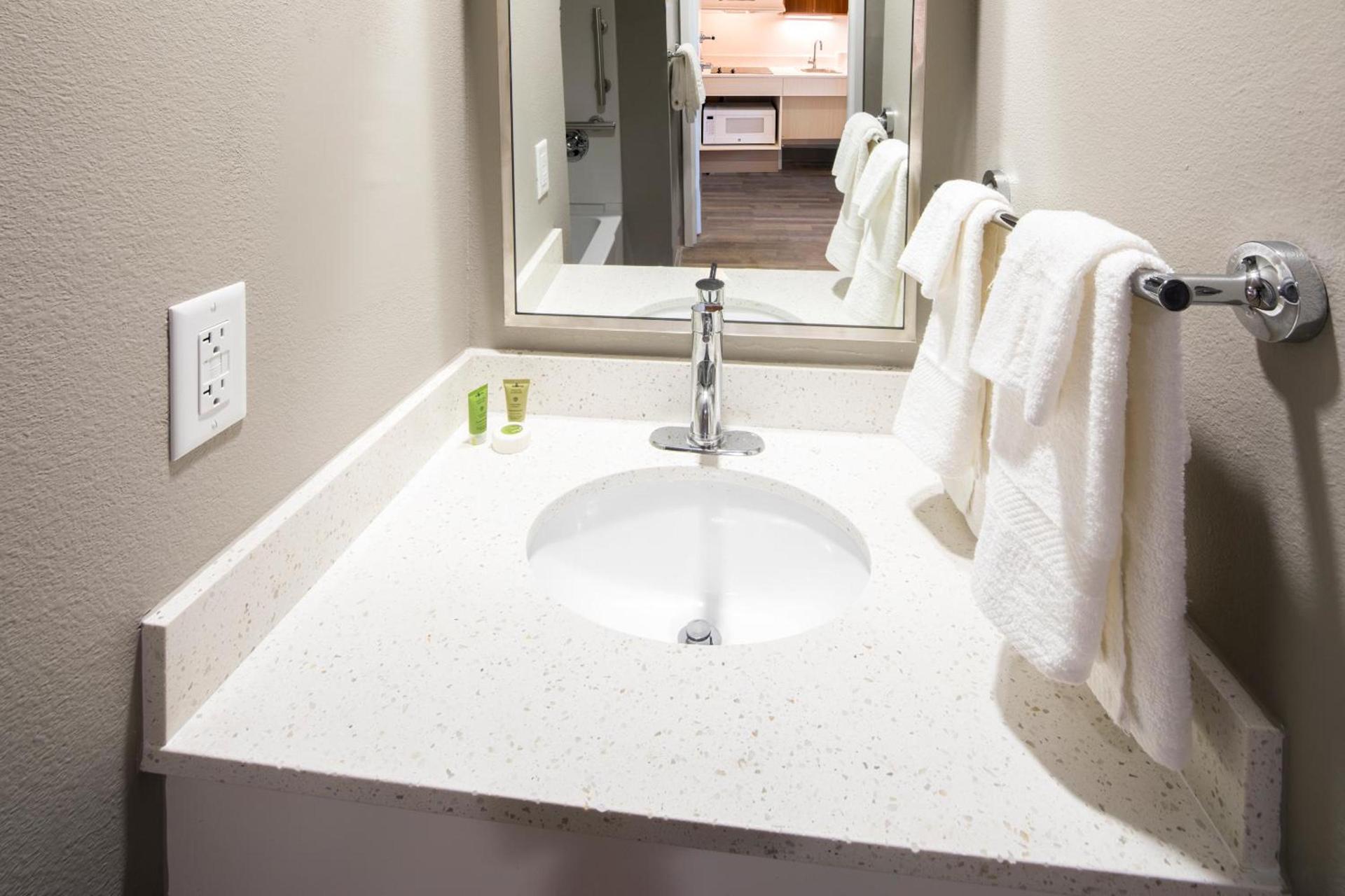 Uptown Suites Extended Stay Denver CO -Westminster photo 16
