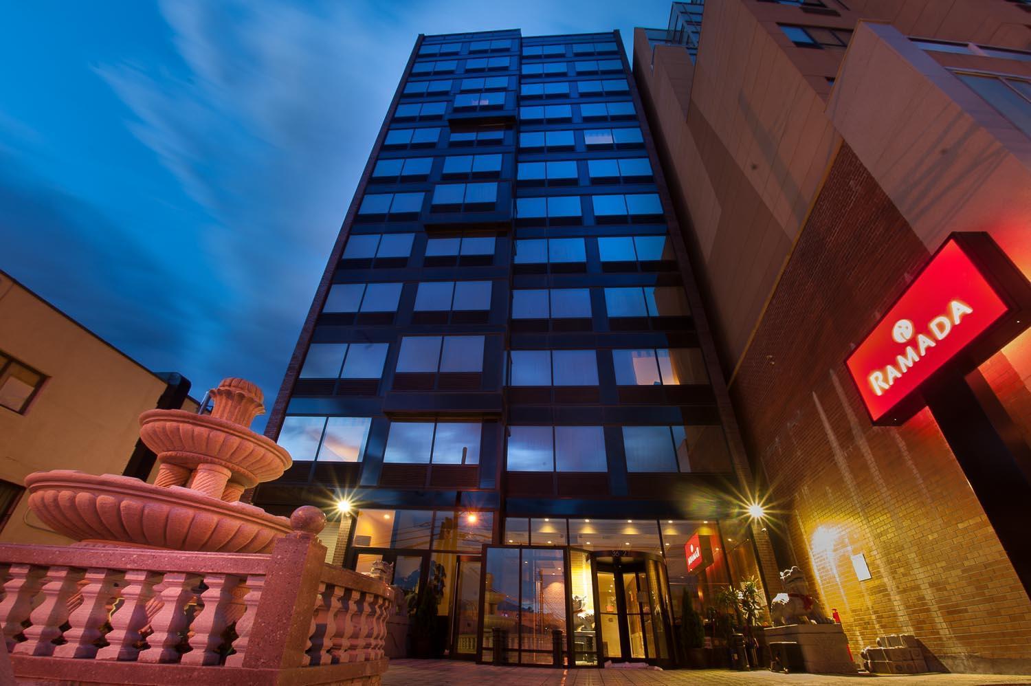 Ramada by Wyndham Flushing Queens photo 17