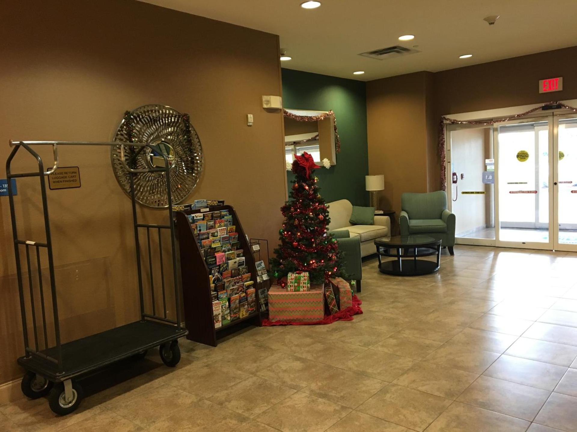 Holiday Inn Express & Suites Palm Coast - I-95 photo 16