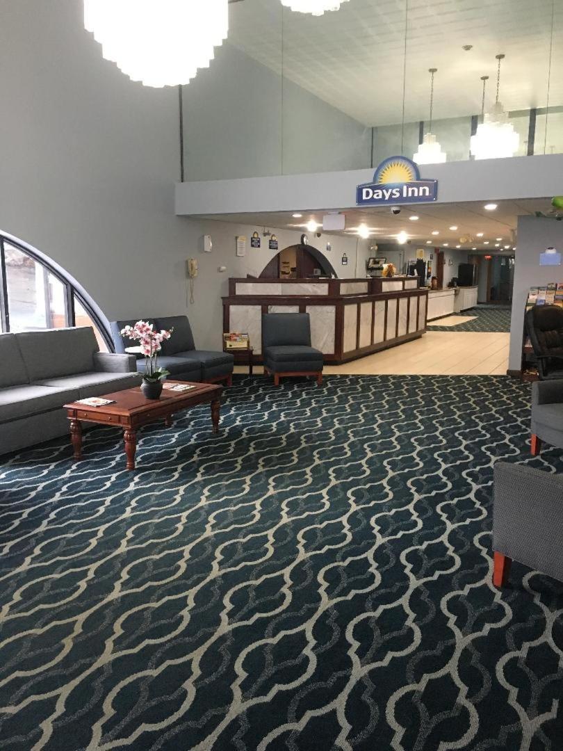 Days Inn by Wyndham Scranton PA photo 26