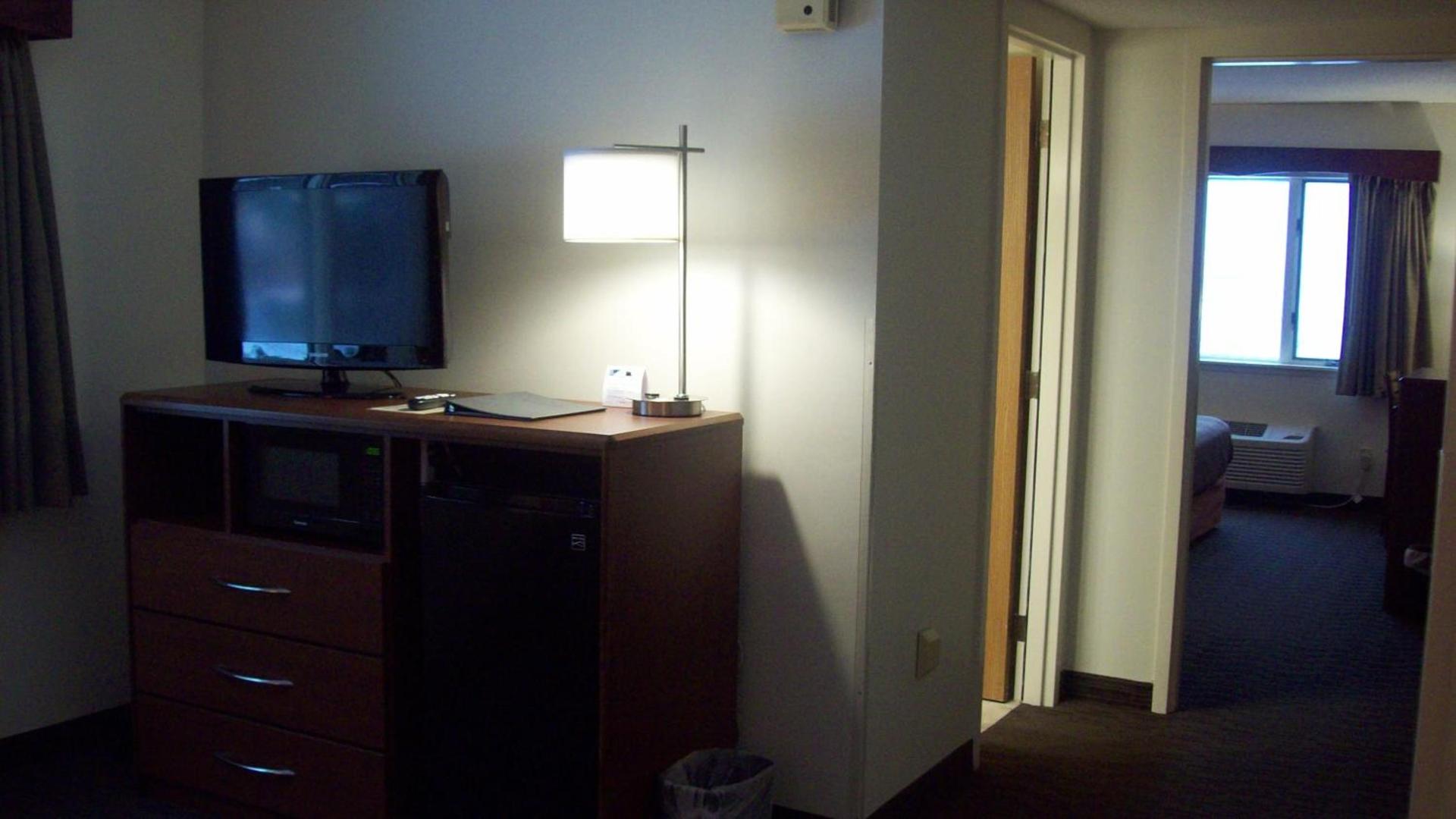 AmericInn by Wyndham Silver City photo 27
