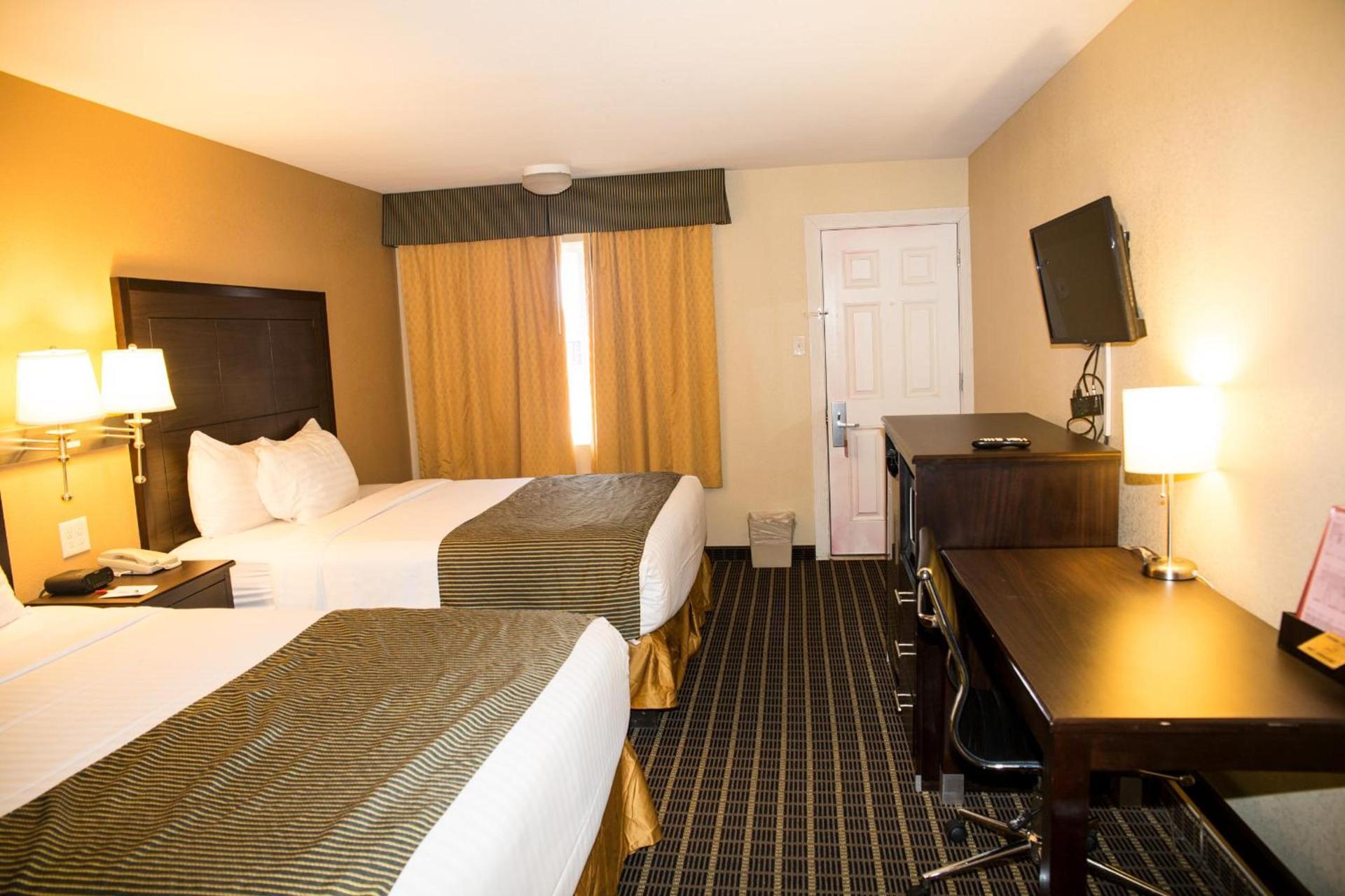 Ramada by Wyndham Flagstaff East photo 18