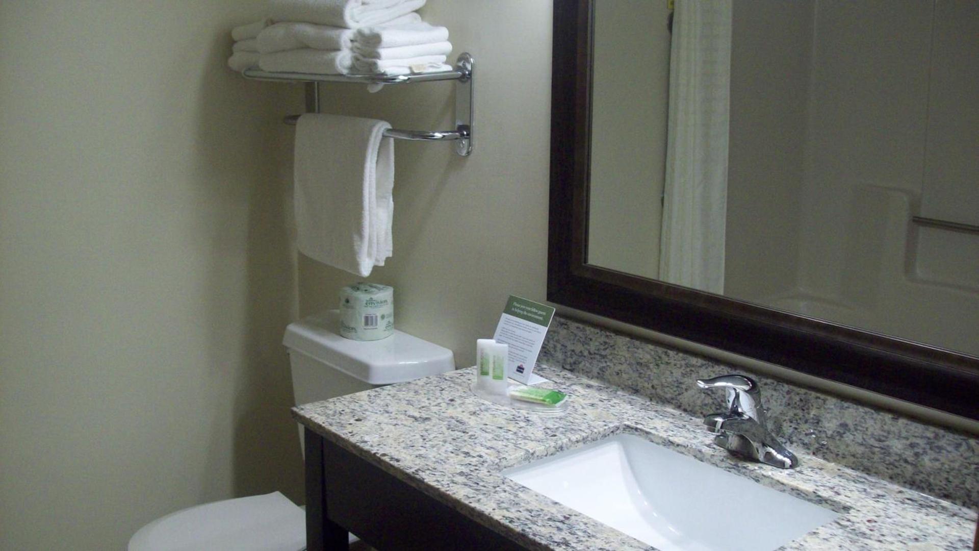 AmericInn by Wyndham Silver City photo 14