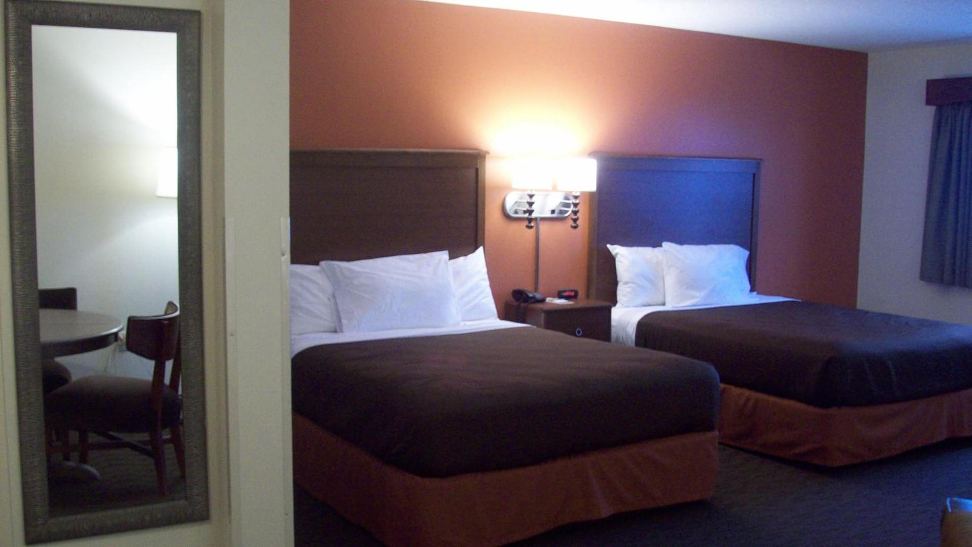 AmericInn by Wyndham Silver City photo 9