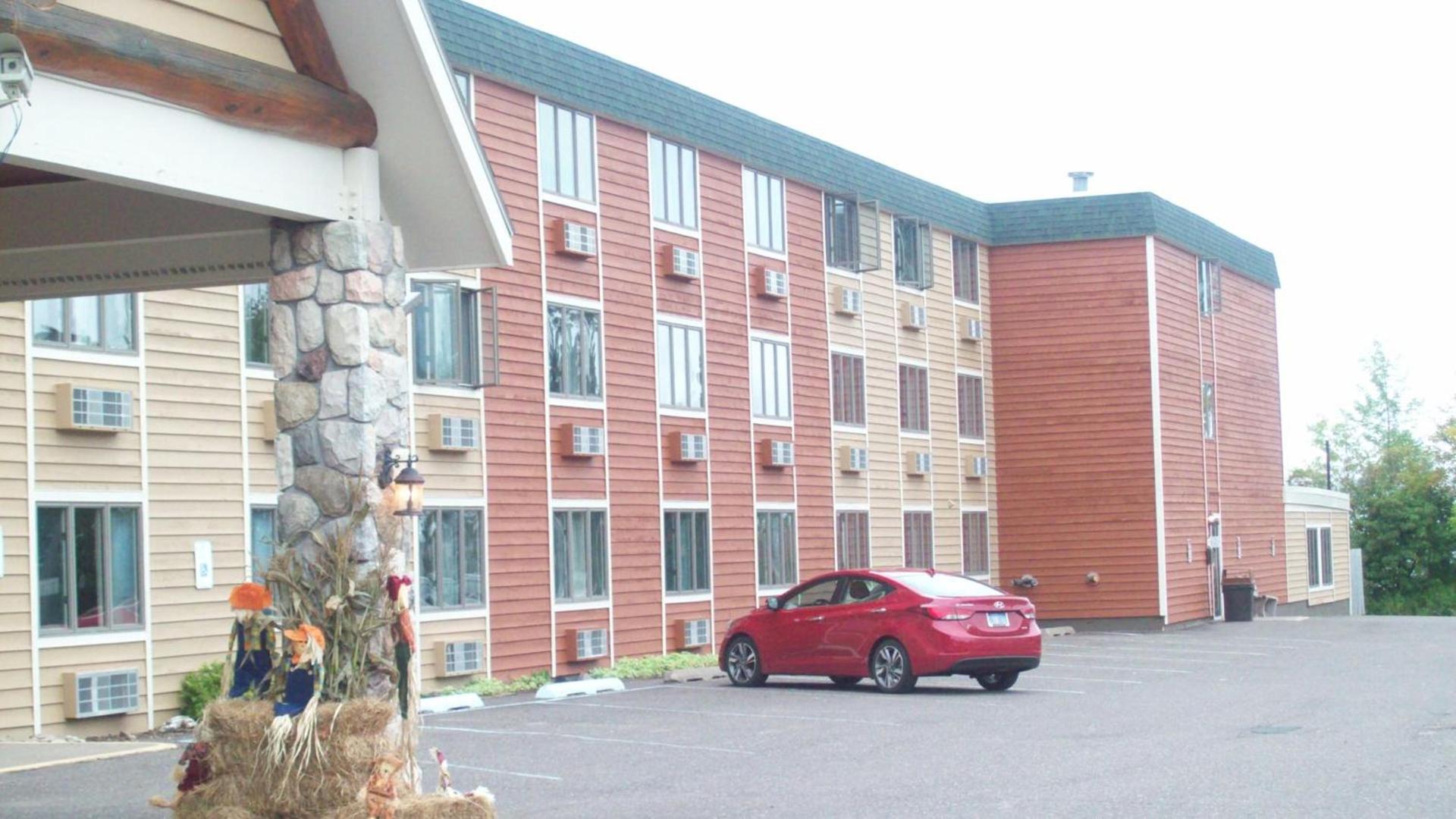 AmericInn by Wyndham Silver City photo 6
