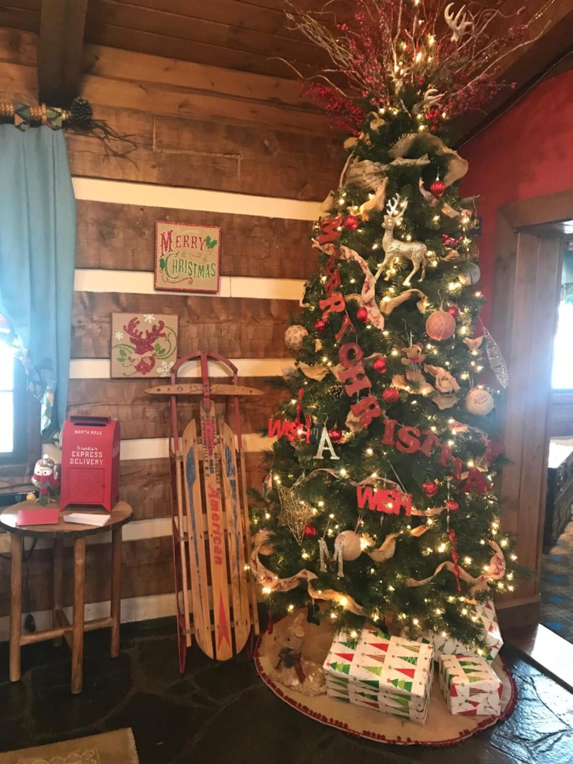 Great Smokies Inn - Cherokee photo 29