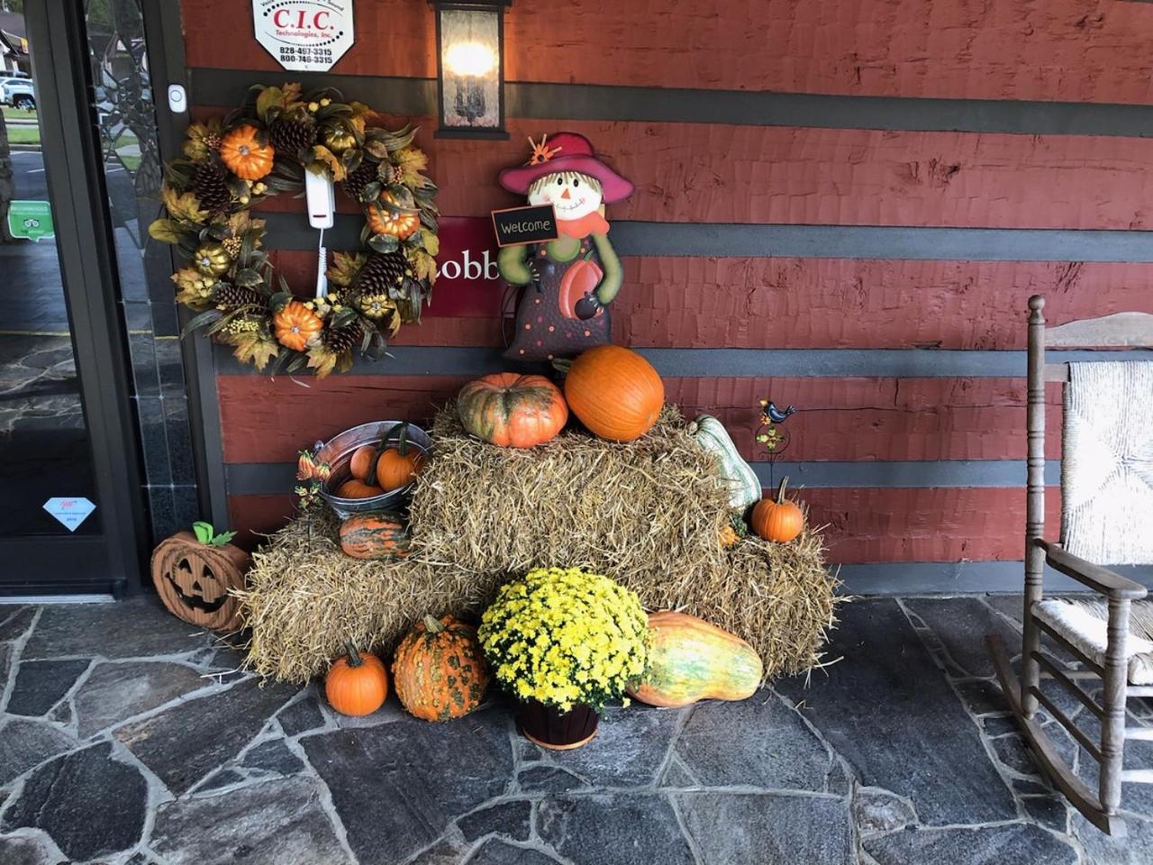 Great Smokies Inn - Cherokee photo 30