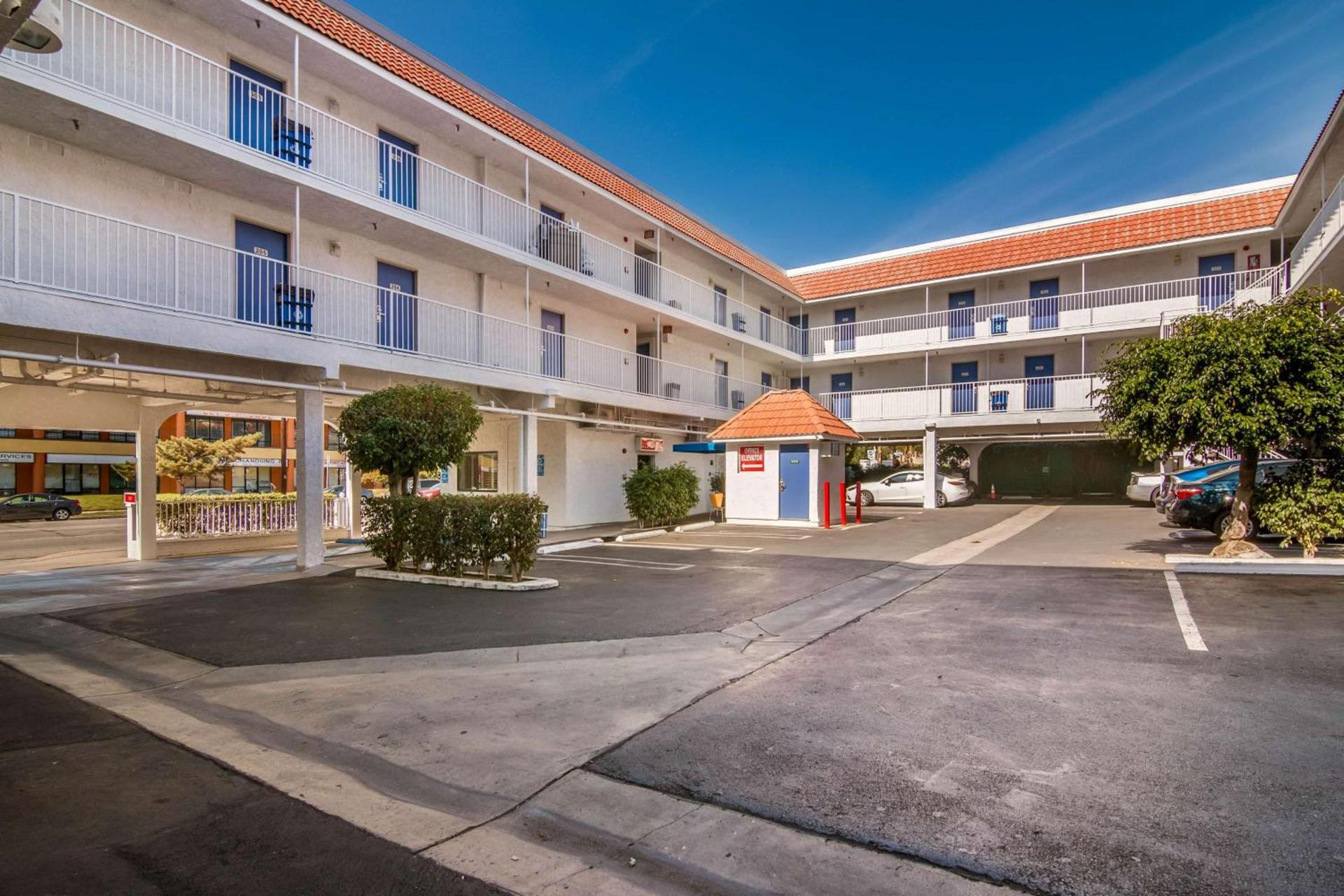 Motel 6 Monterey Park — hotel in Monterey Park