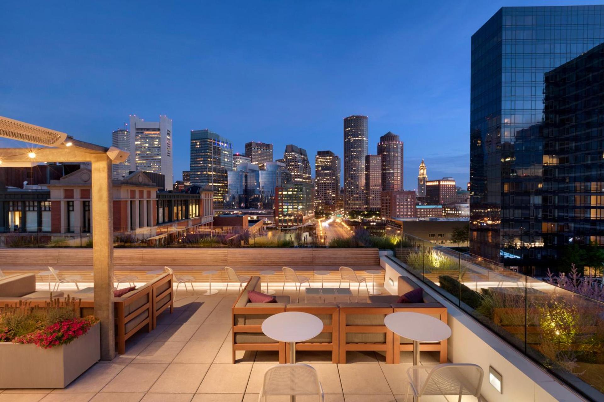 YOTEL Boston photo 44