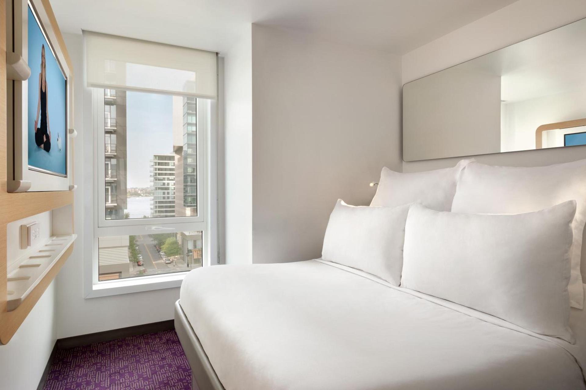 YOTEL Boston photo 36