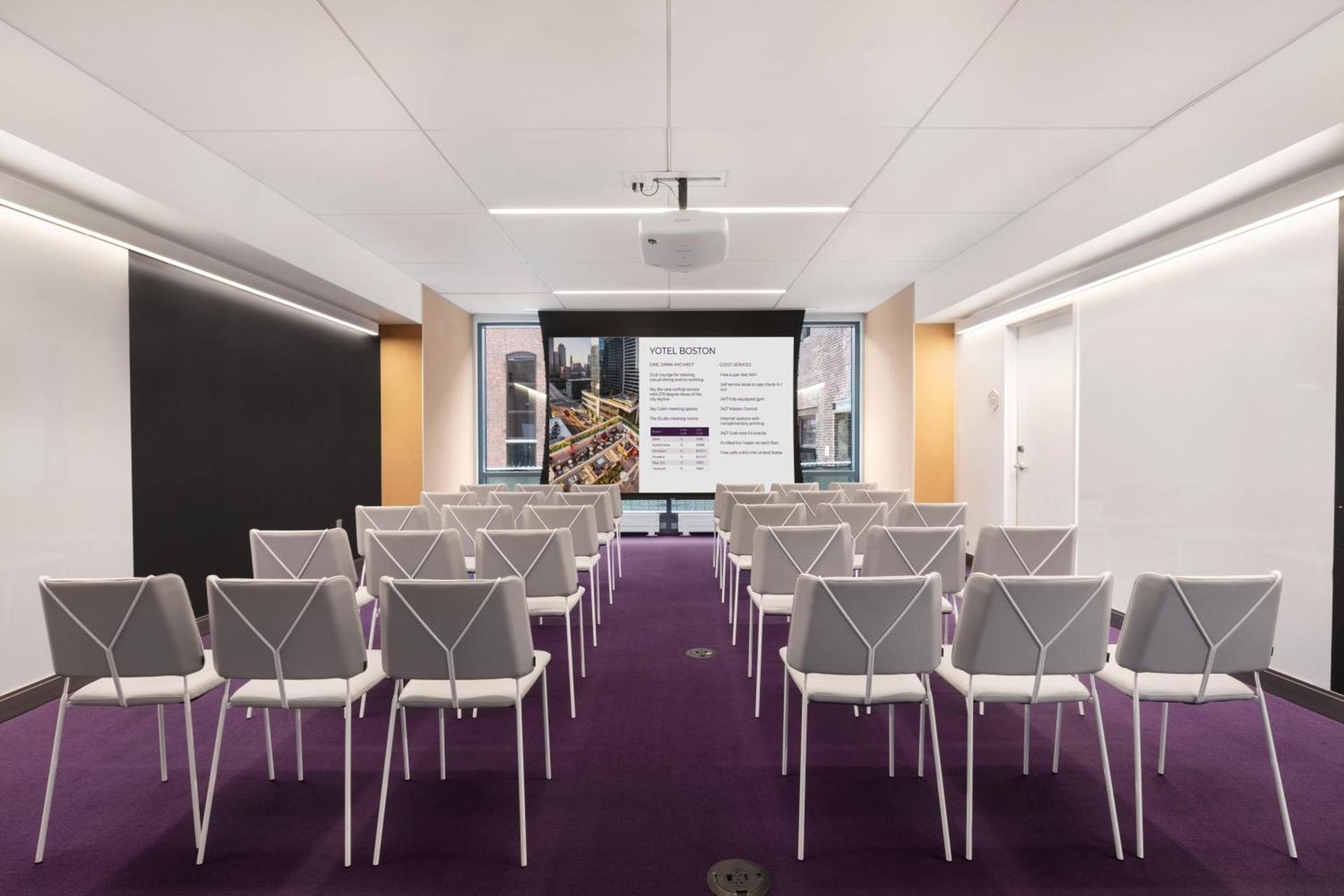 YOTEL Boston photo 55