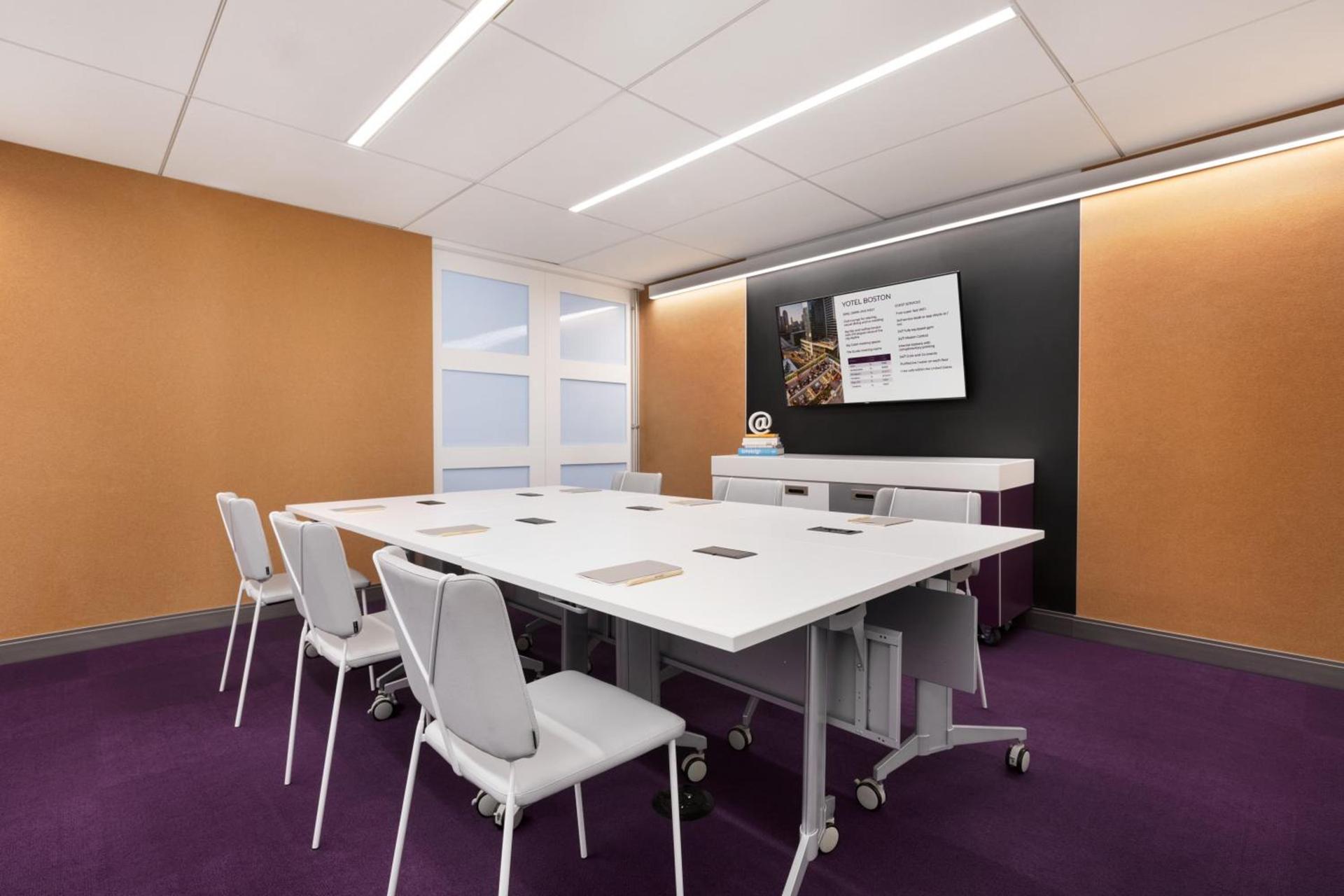 YOTEL Boston photo 56