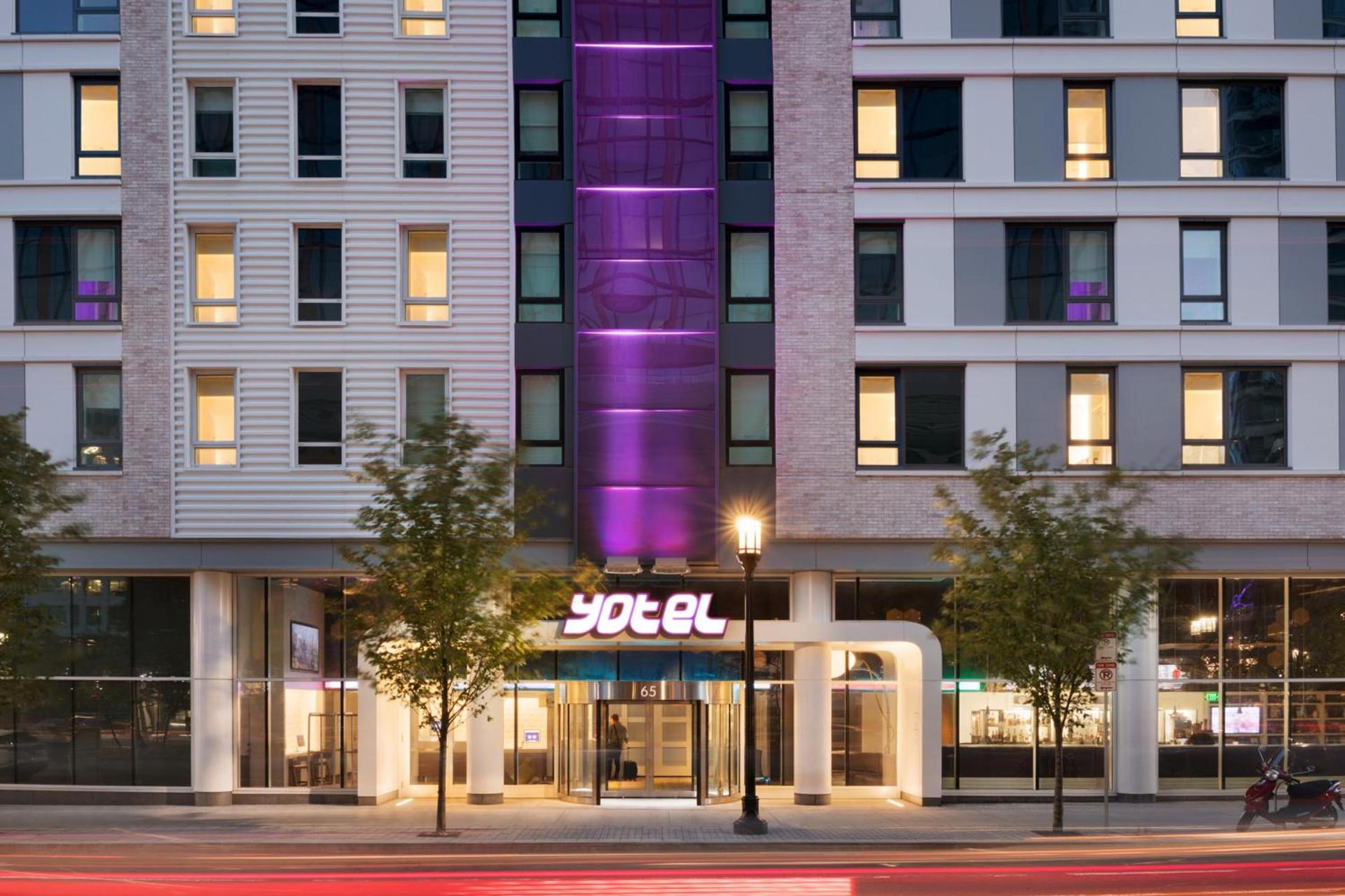 YOTEL Boston photo 59