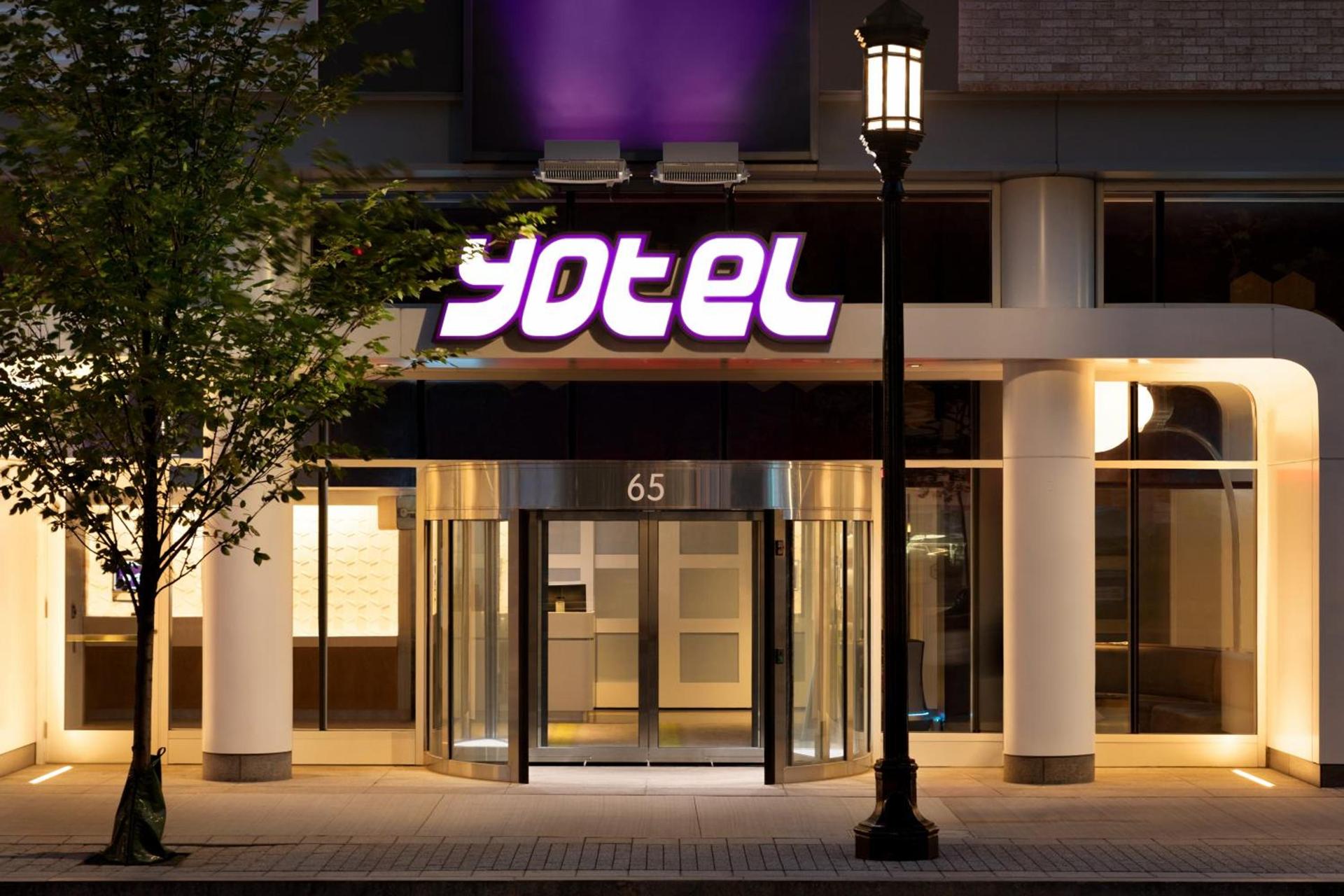 YOTEL Boston photo 34