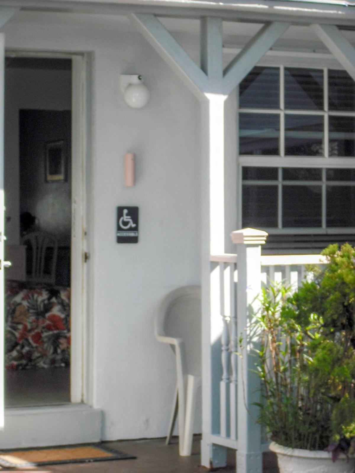 Richard's Motel Extended Stay photo 13