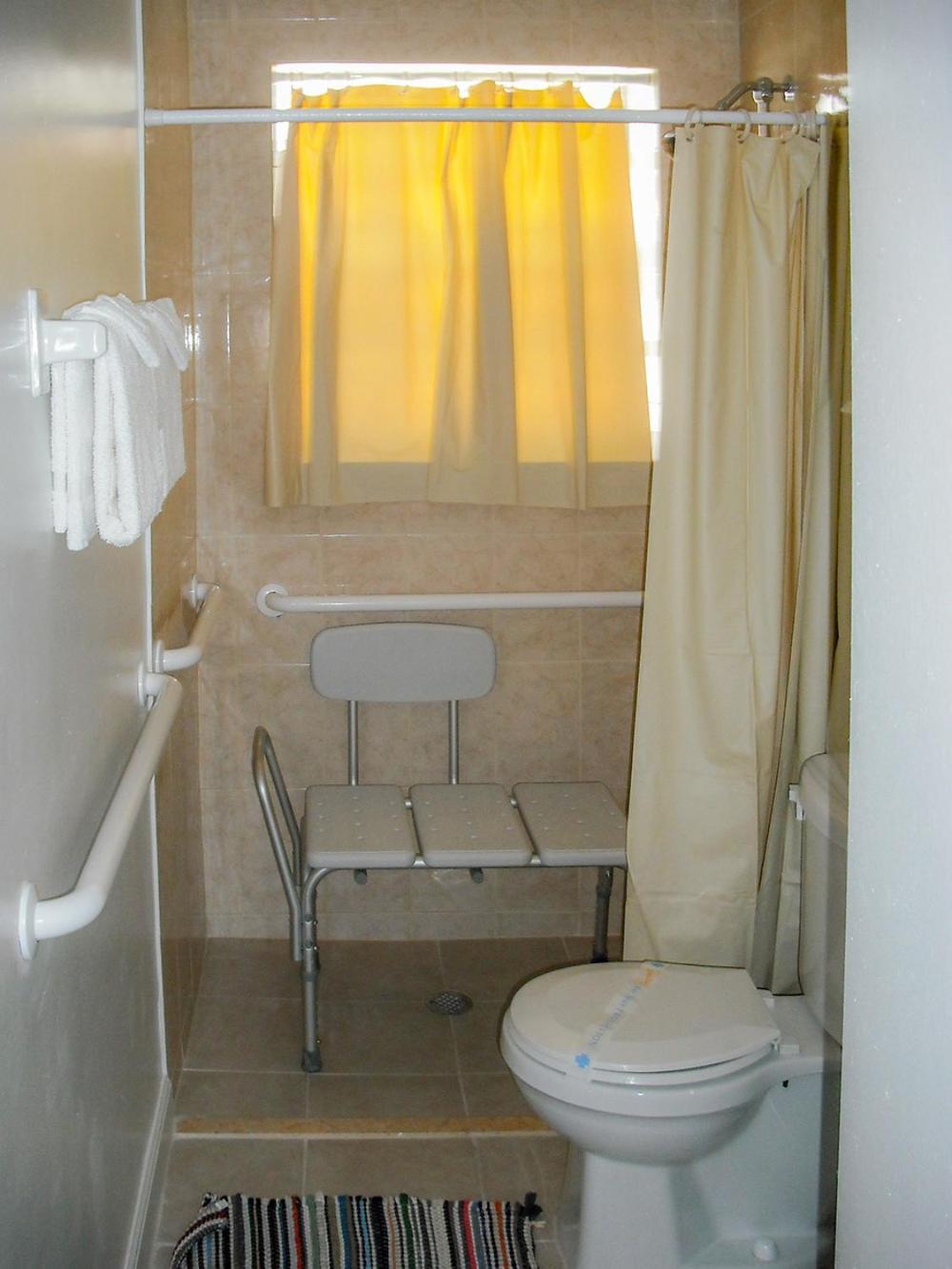 Richard's Motel Extended Stay photo 16