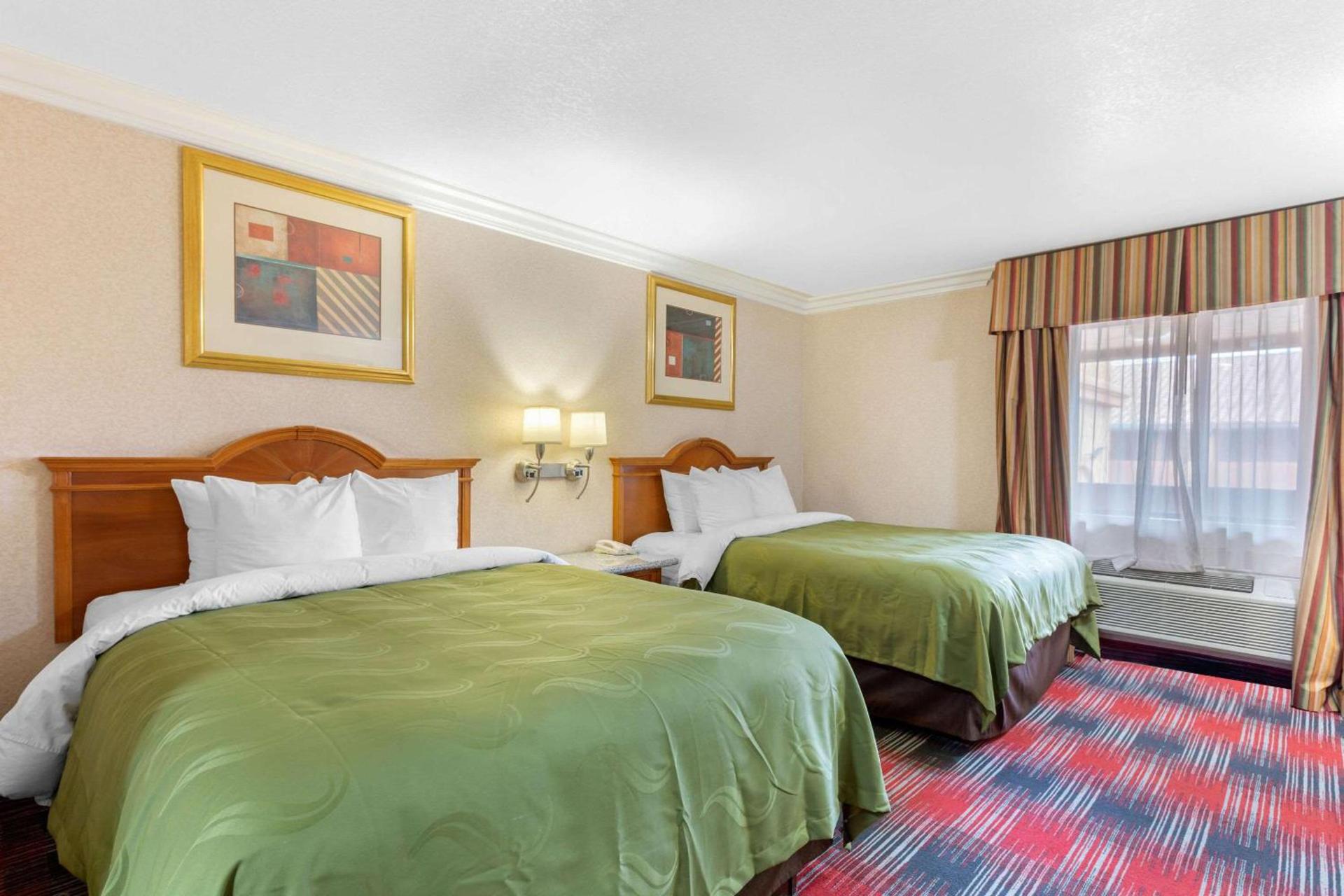 Quality Inn & Suites Oceanside Near Camp Pendleton photo 36