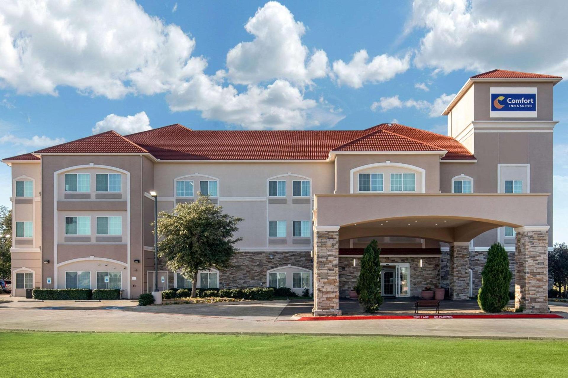 Comfort Inn & Suites Cedar Hill Duncanville photo 3