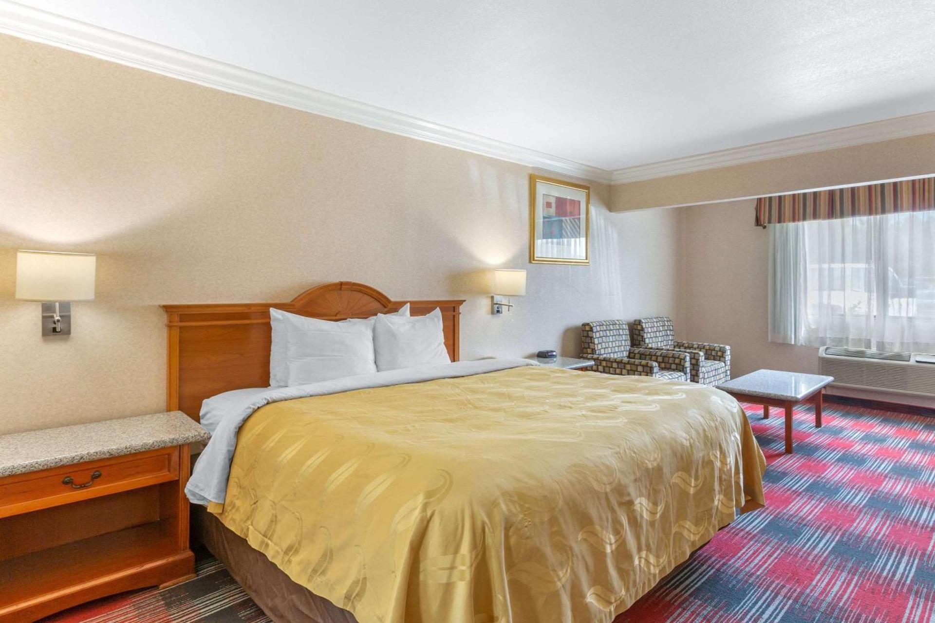 Quality Inn & Suites Oceanside Near Camp Pendleton photo 31