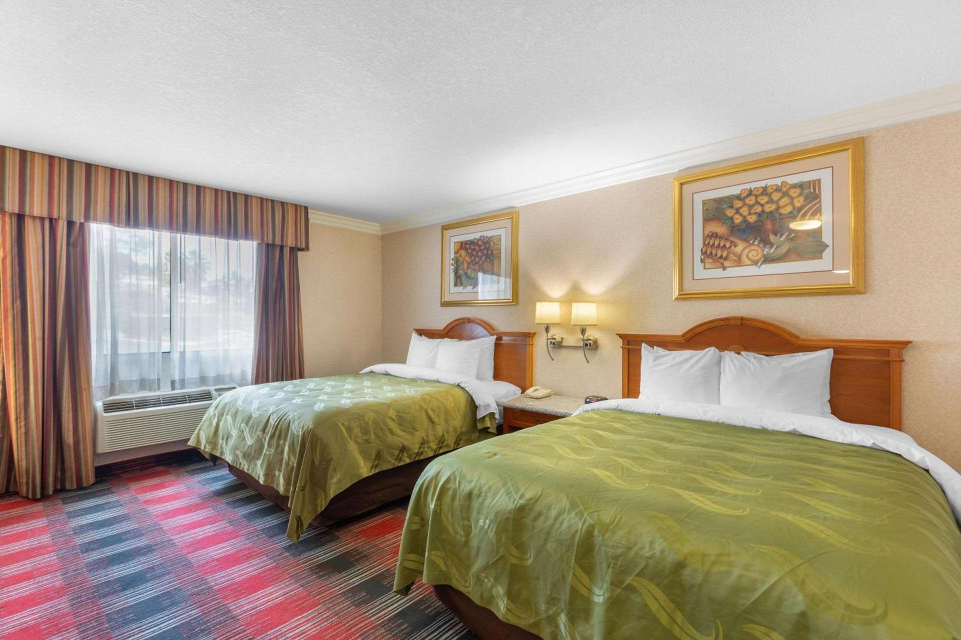 Quality Inn & Suites Oceanside Near Camp Pendleton photo 41