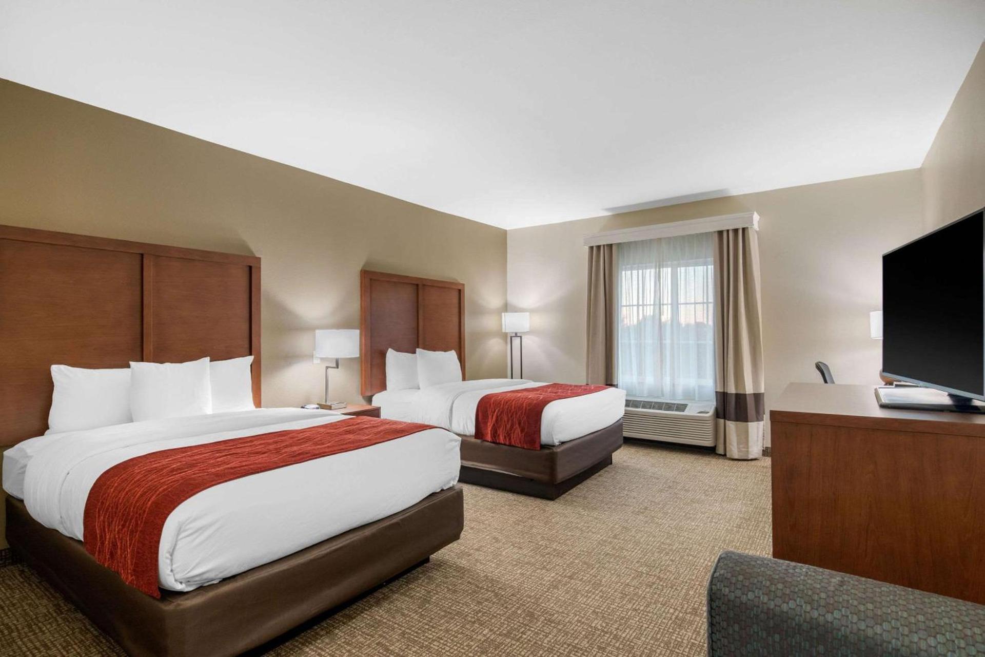 Comfort Inn & Suites Cedar Hill Duncanville photo 10