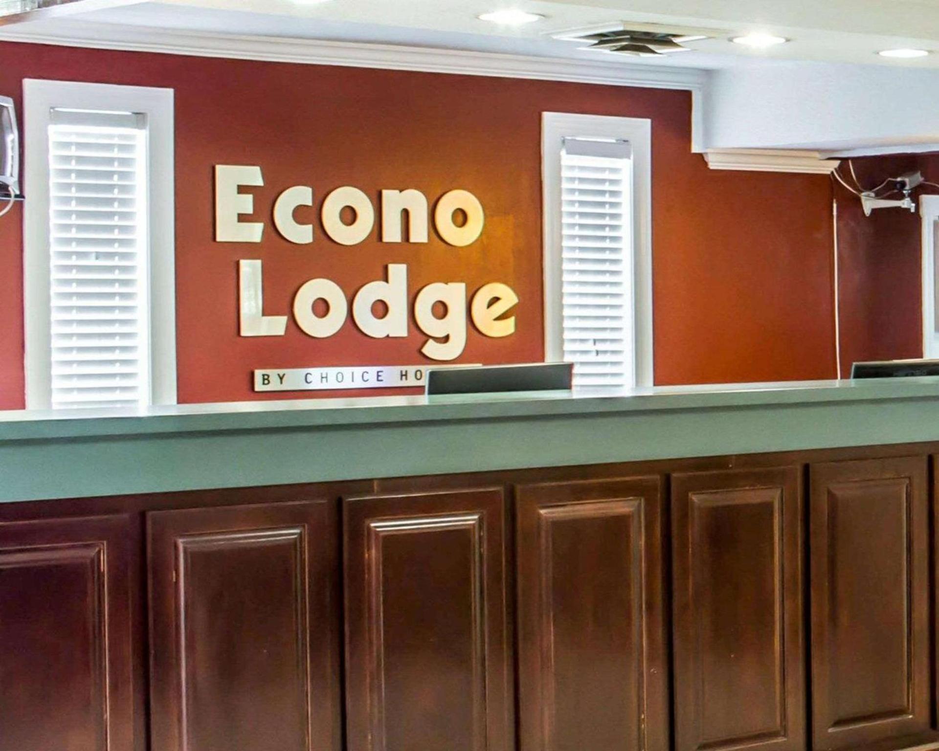 Econo Lodge Burlington I-40 photo 27