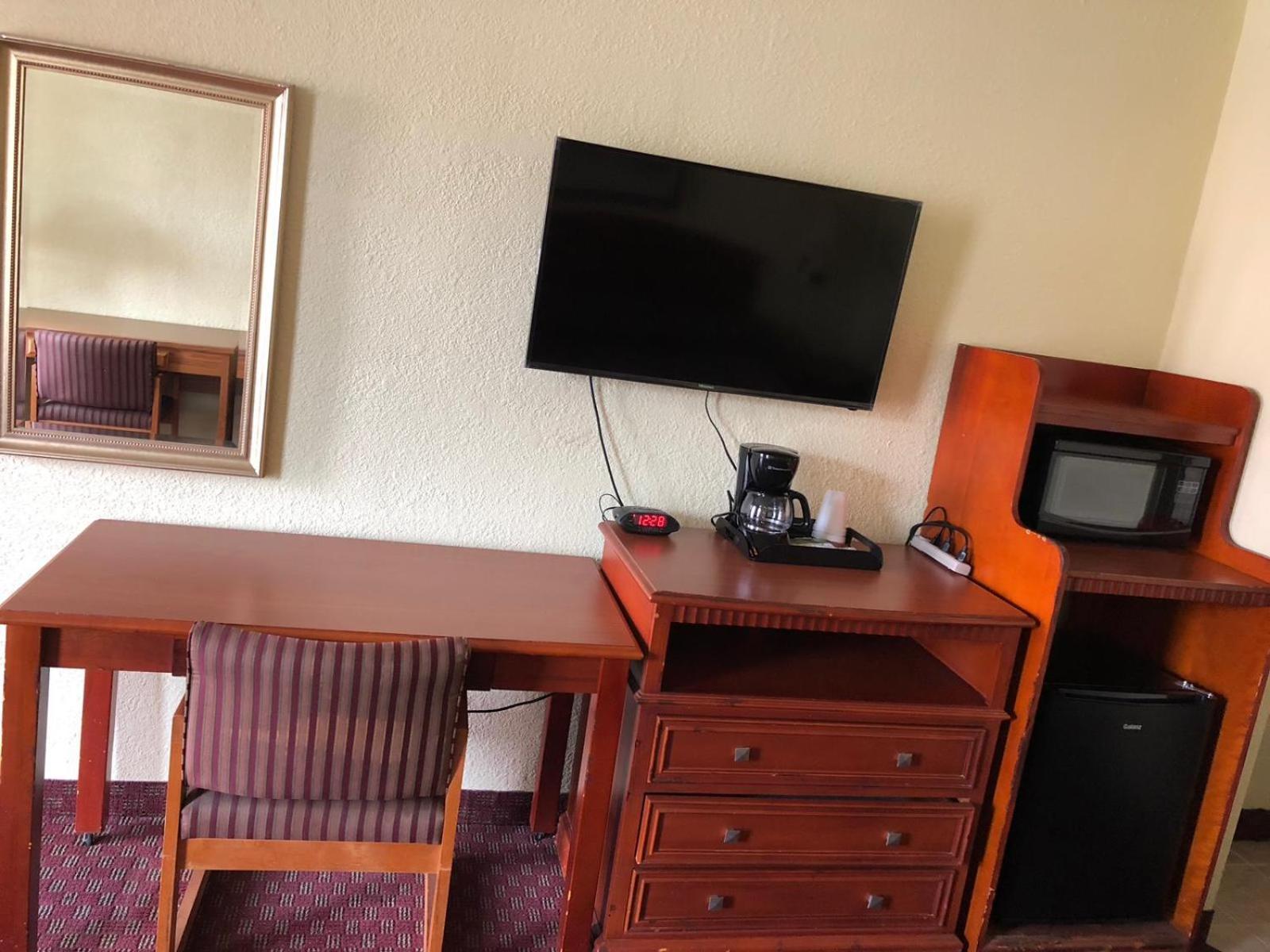 Budget Inn Express photo 9