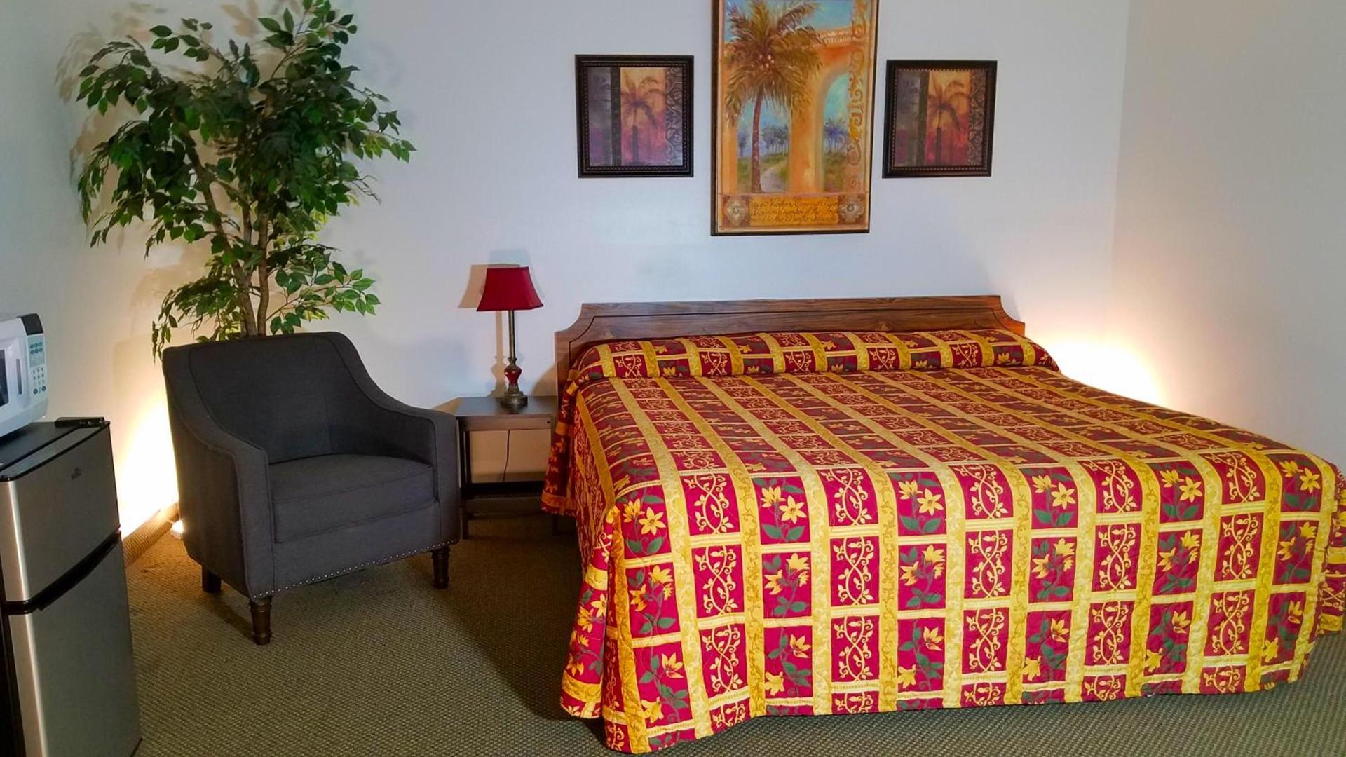 Amber Inn Motel photo 2