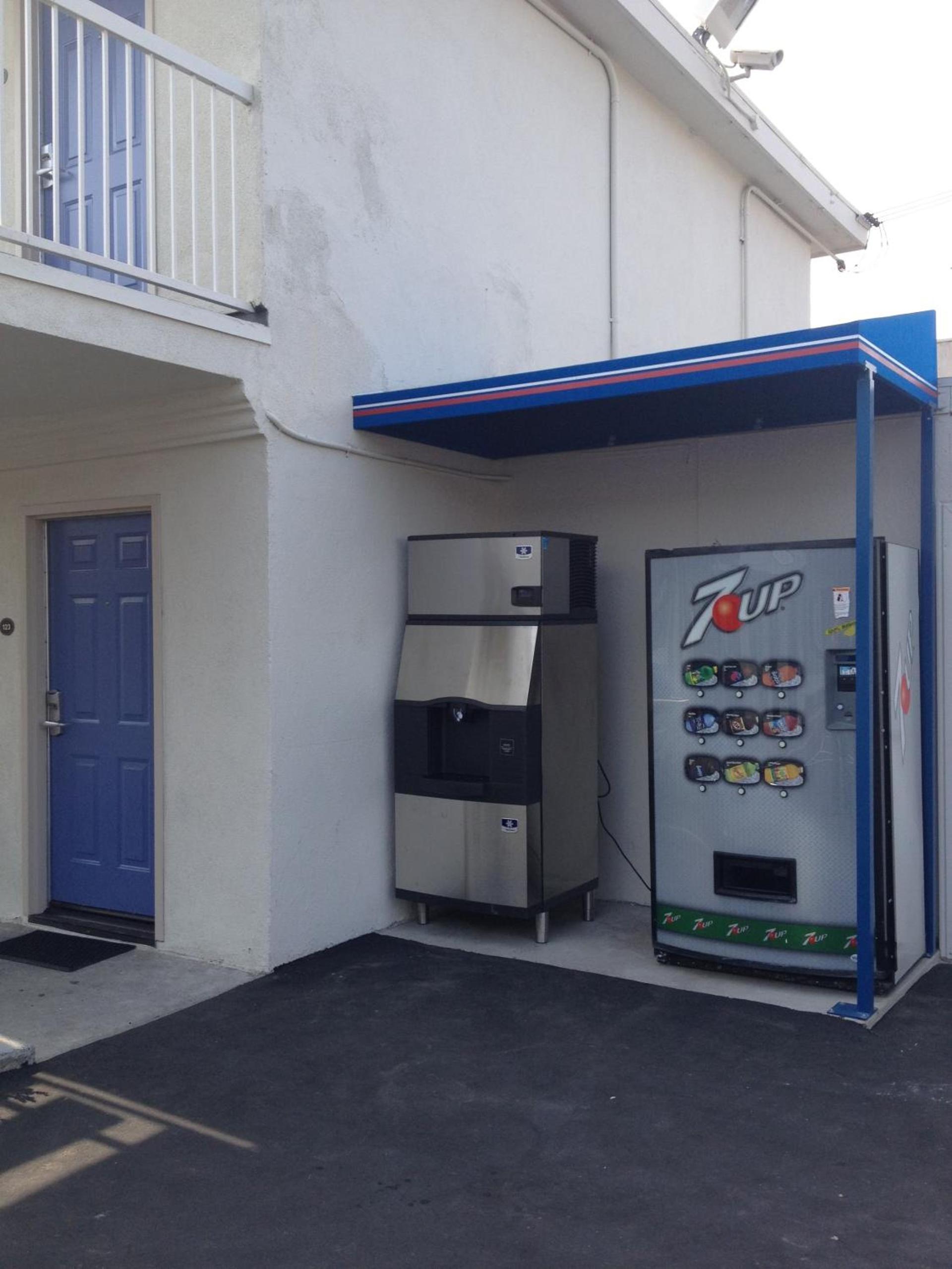 Motel 6 Gardena photo 39