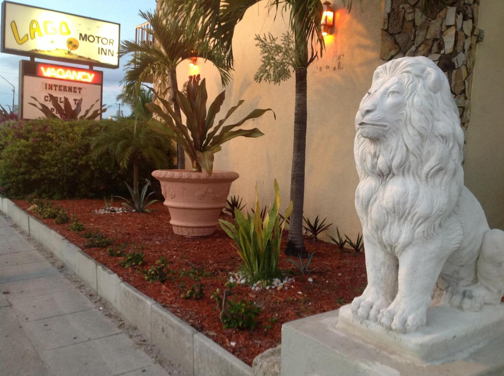 Lago Motor Inn photo 15