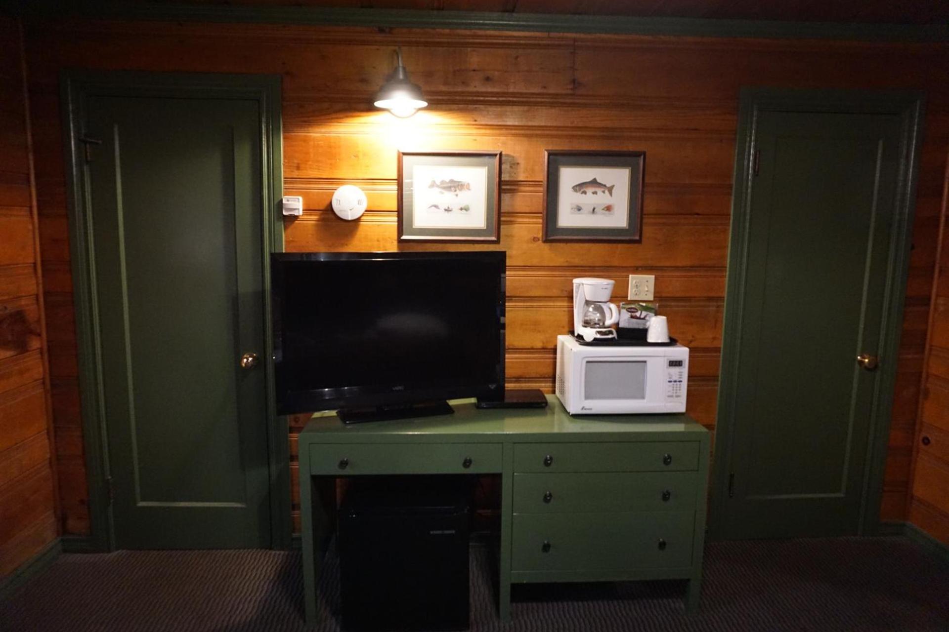 Shaver Lake Village Hotel photo 79