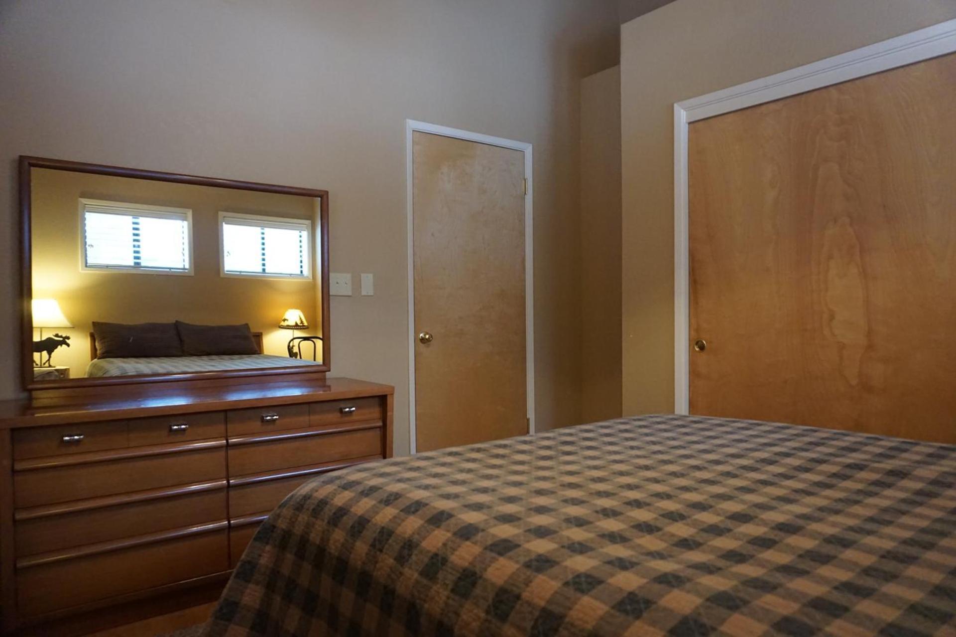 Shaver Lake Village Hotel photo 52