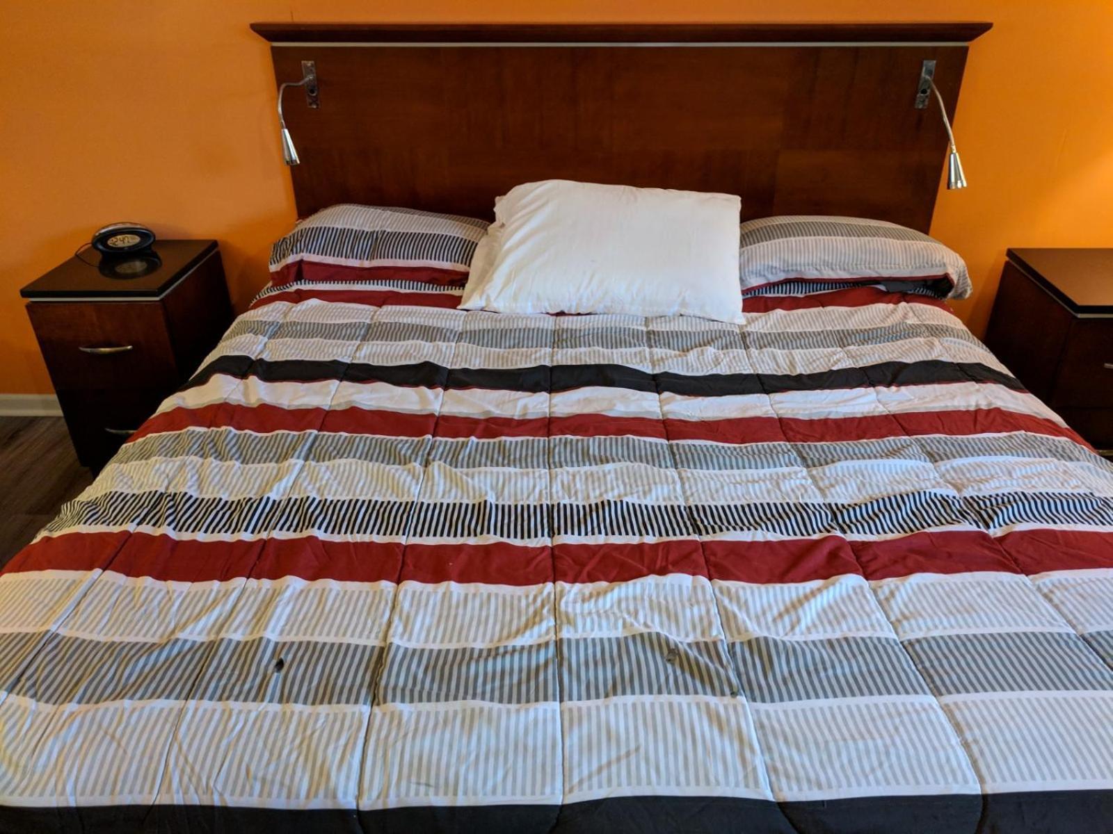 Skylark Motel photo 16