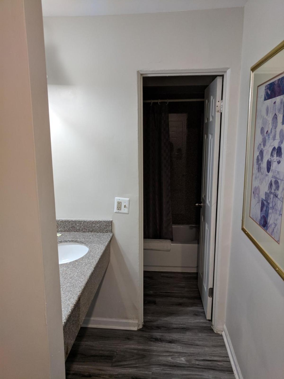 Skylark Motel photo 21