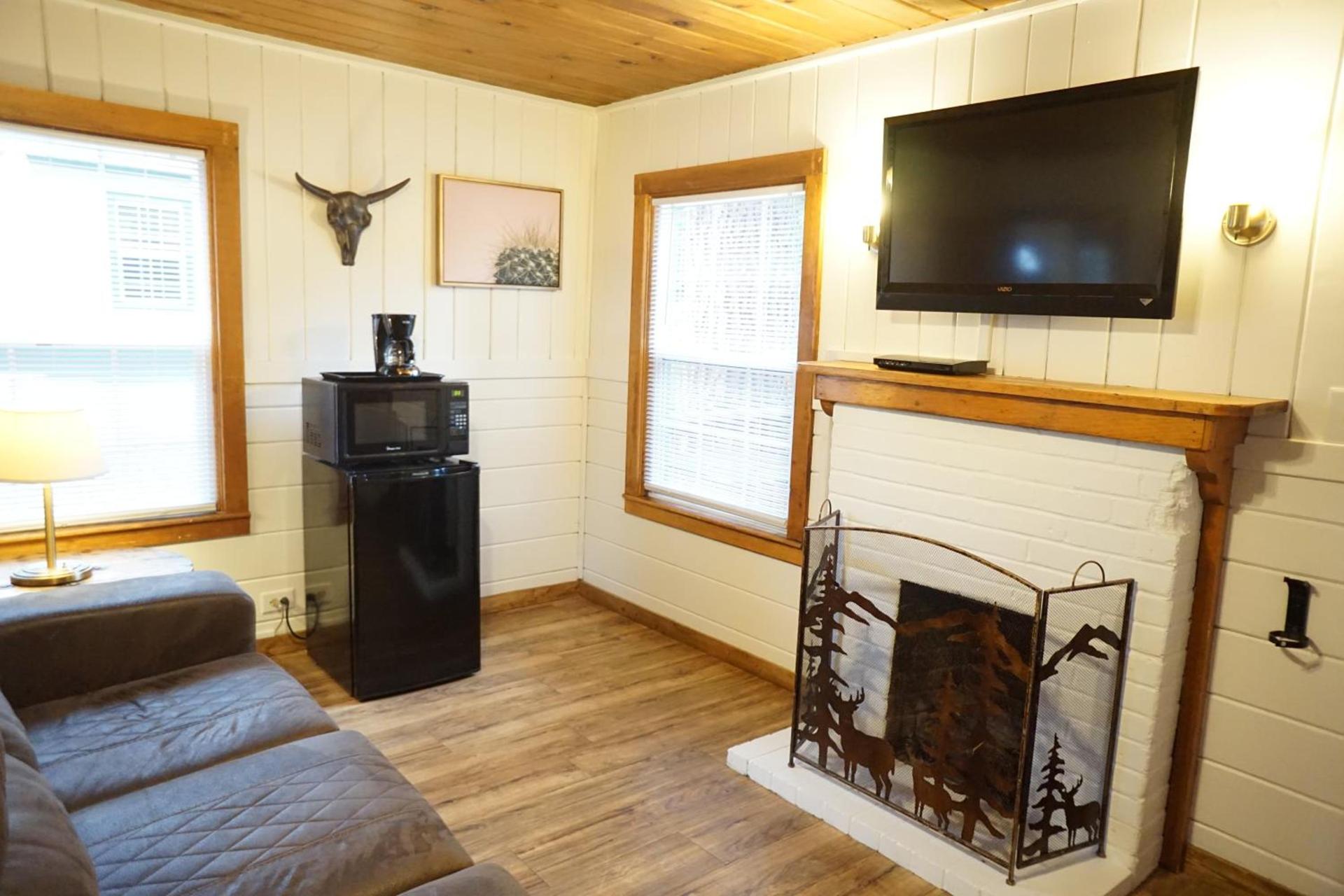 Shaver Lake Village Hotel photo 10