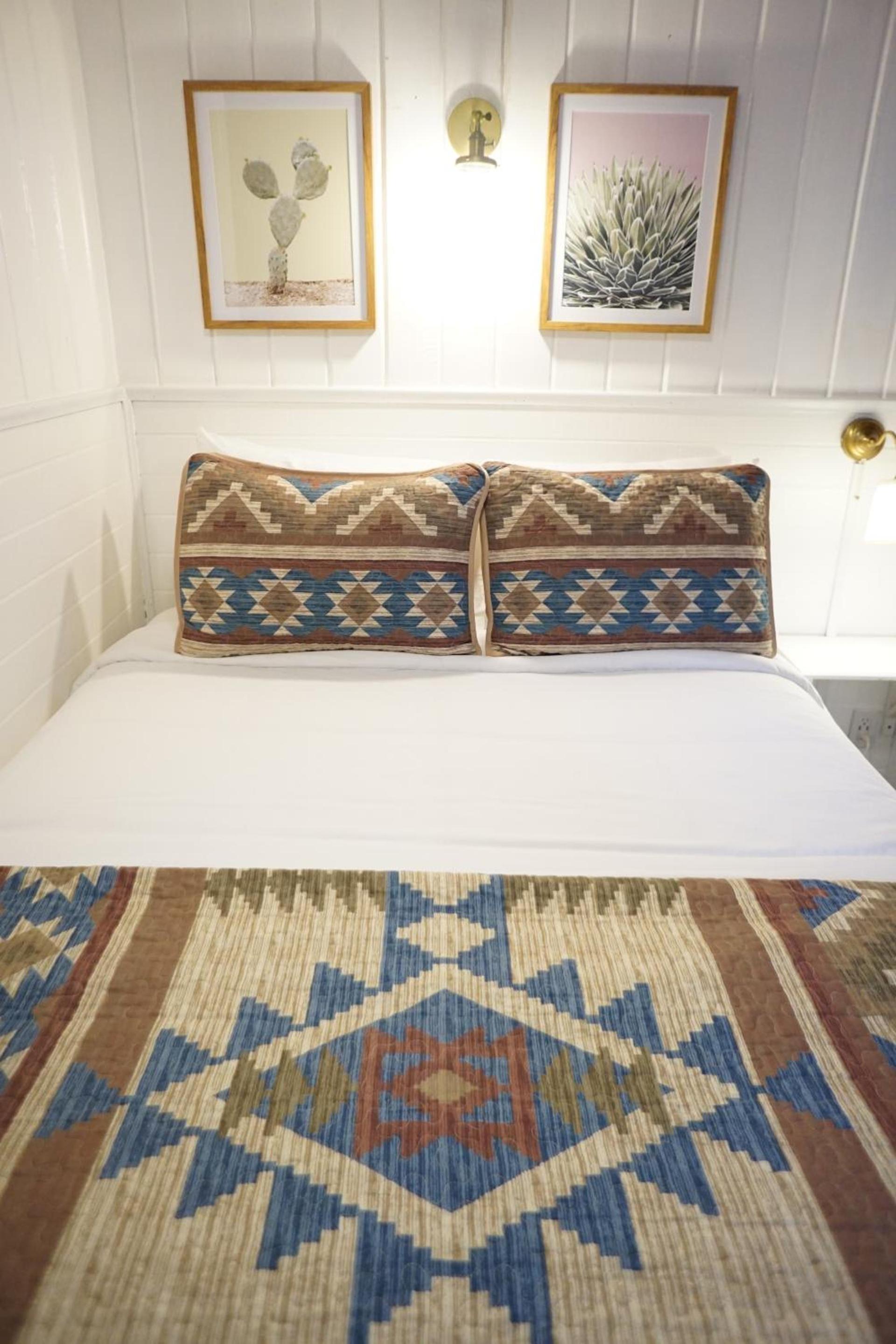 Shaver Lake Village Hotel photo 2