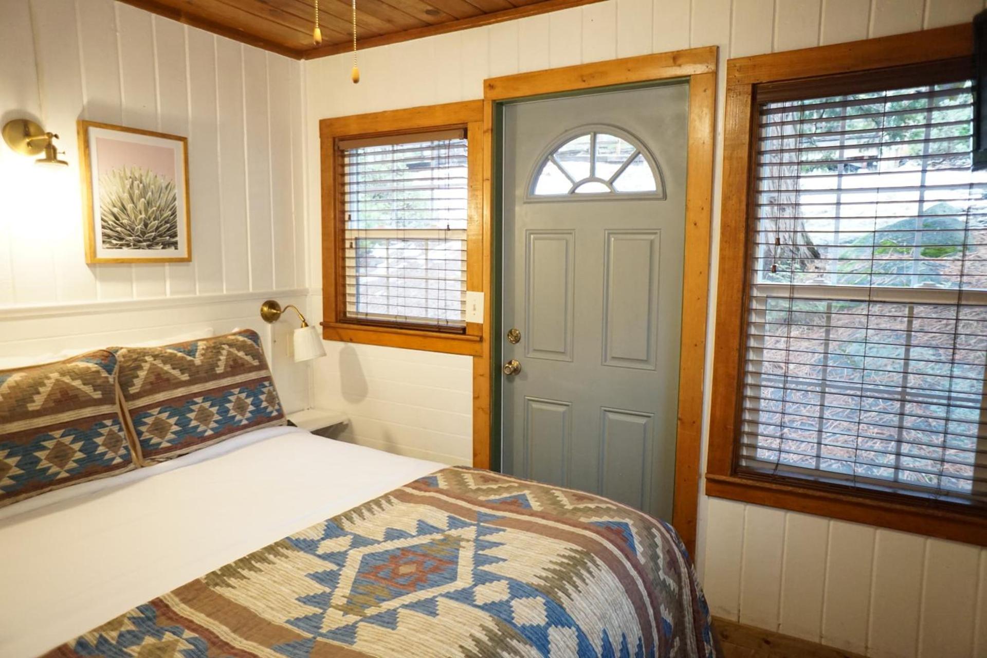 Shaver Lake Village Hotel photo 14