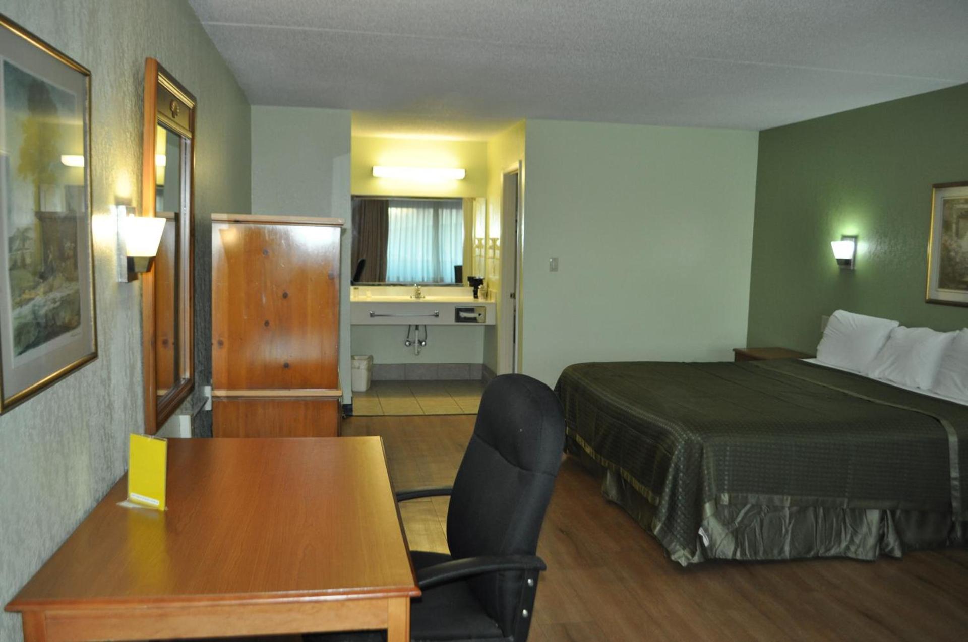 Bestway Inn - Madison photo 31