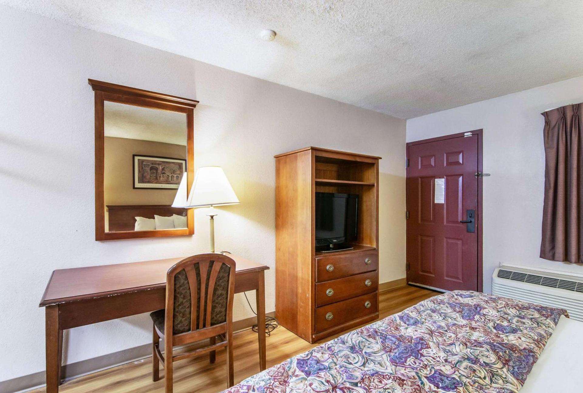 Motel 6-Alsip, IL photo 4