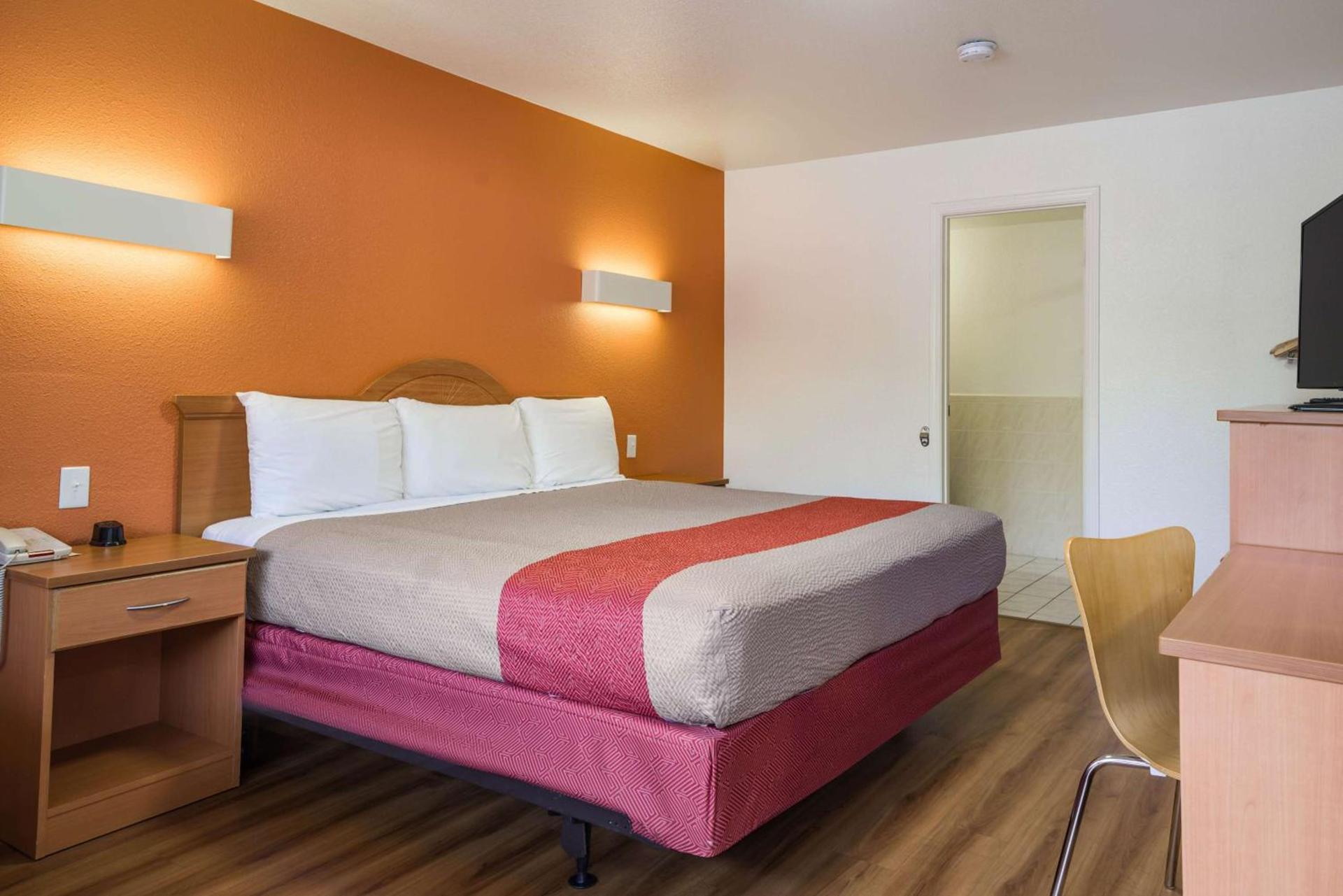 Motel 6-Concord, CA photo 5