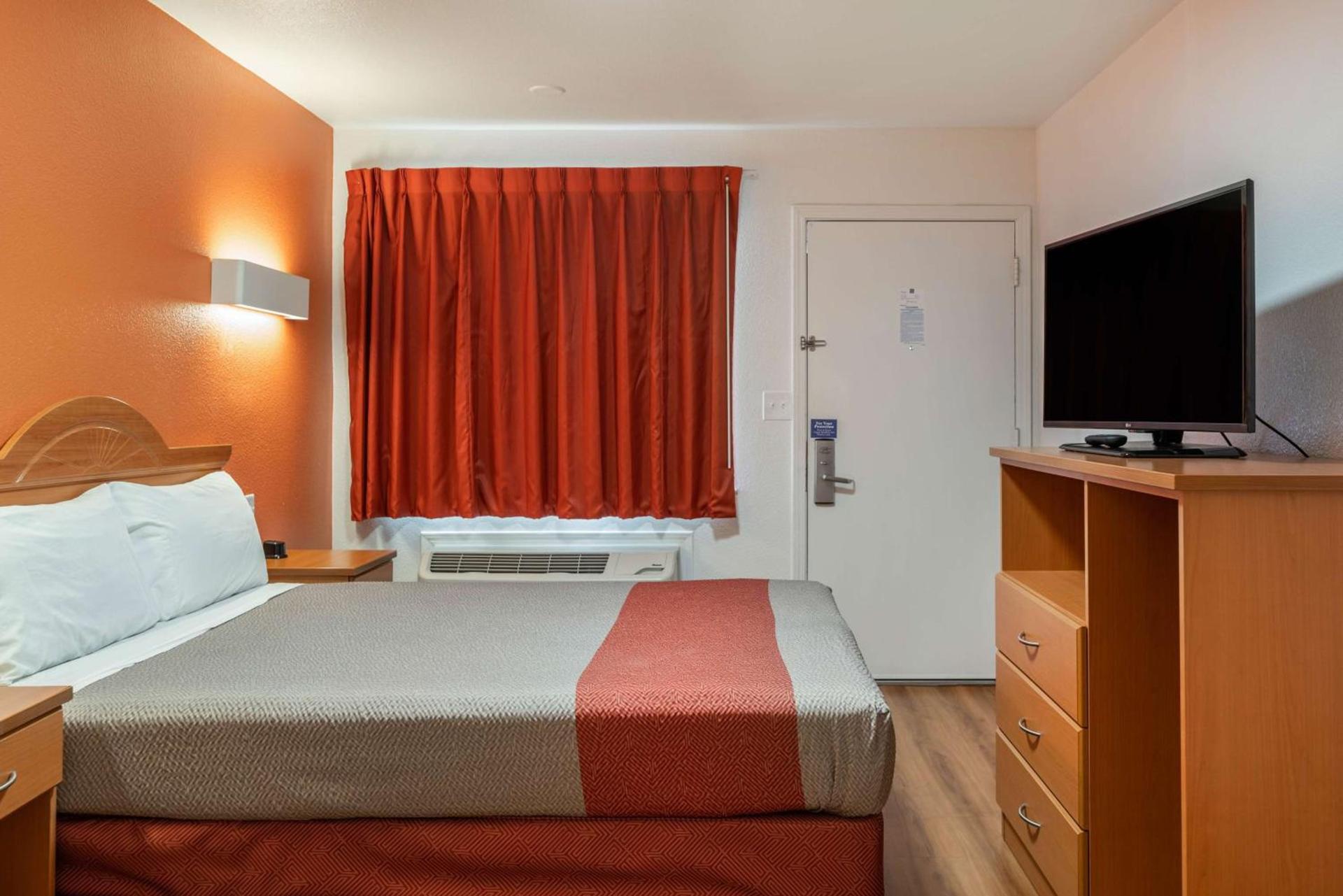 Motel 6-Concord, CA photo 10