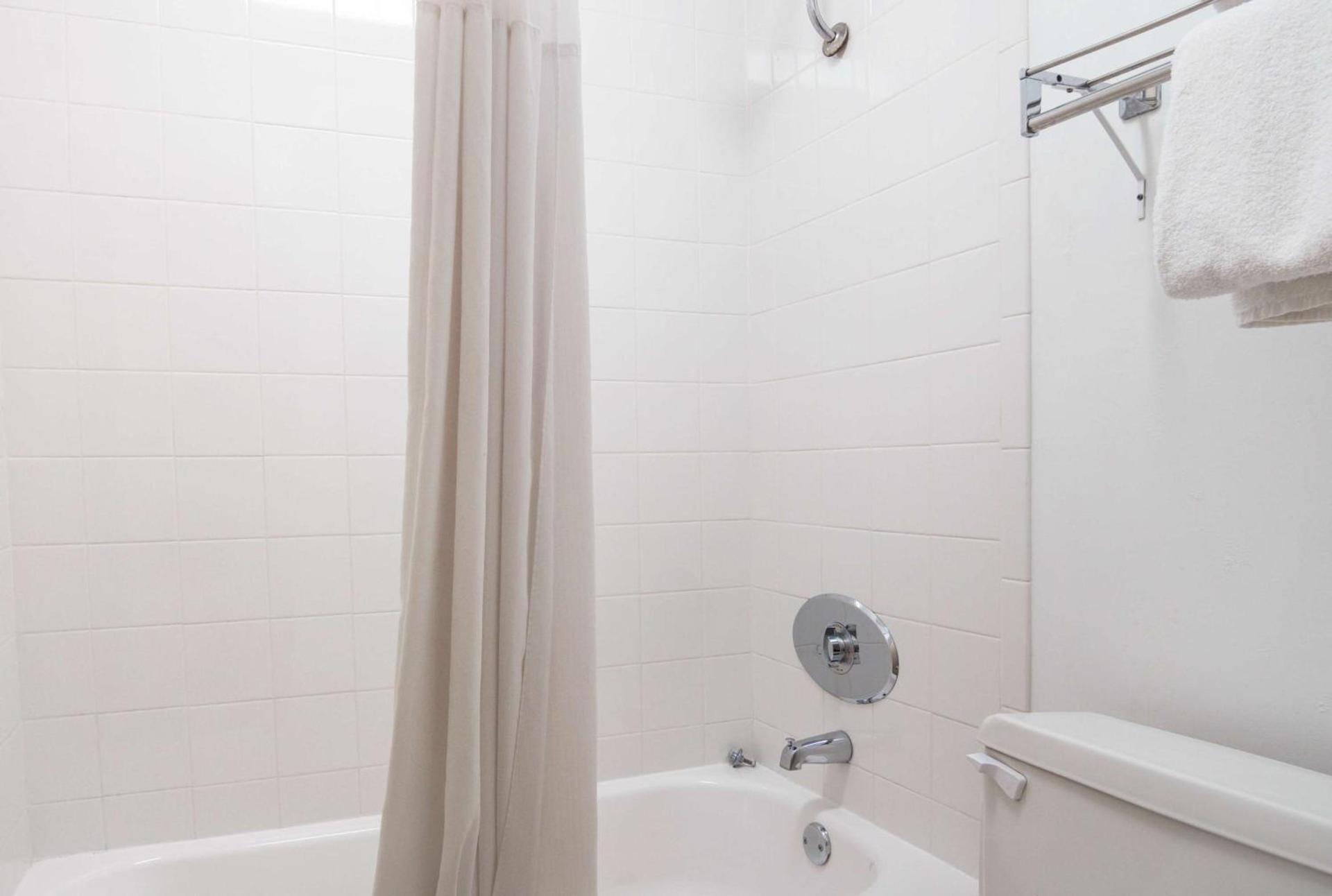 Motel 6-Alsip, IL photo 7