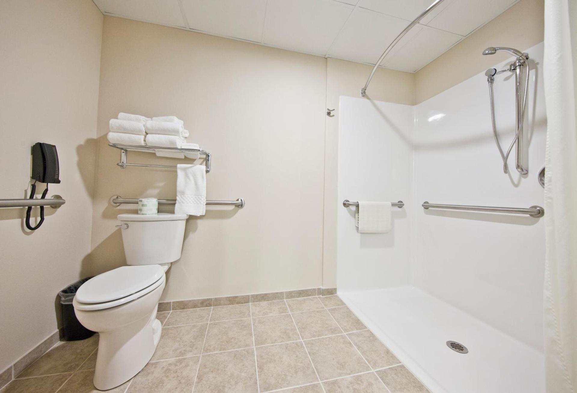Cobblestone Inn & Suites - Boone photo 39