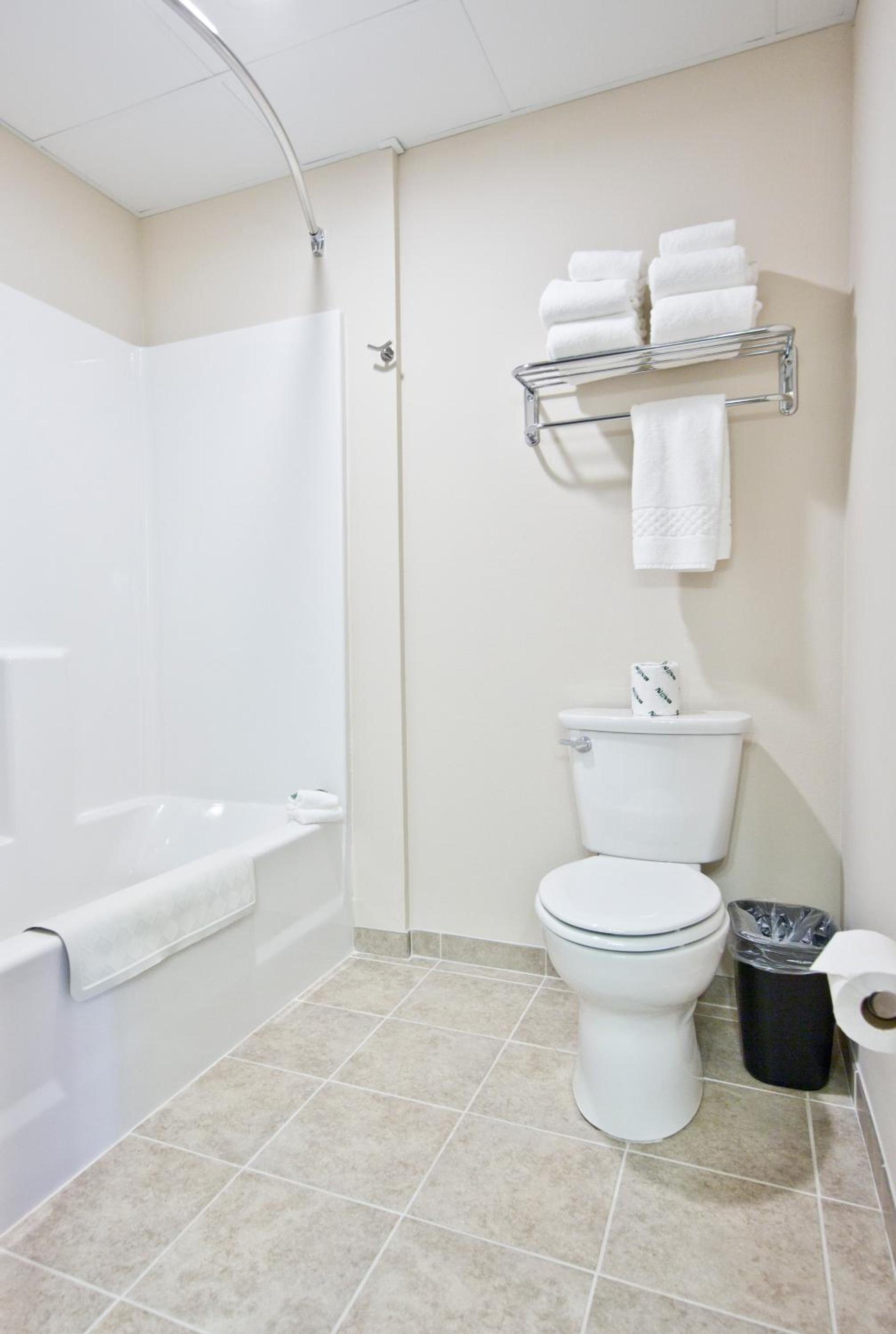 Cobblestone Inn & Suites - Boone photo 33