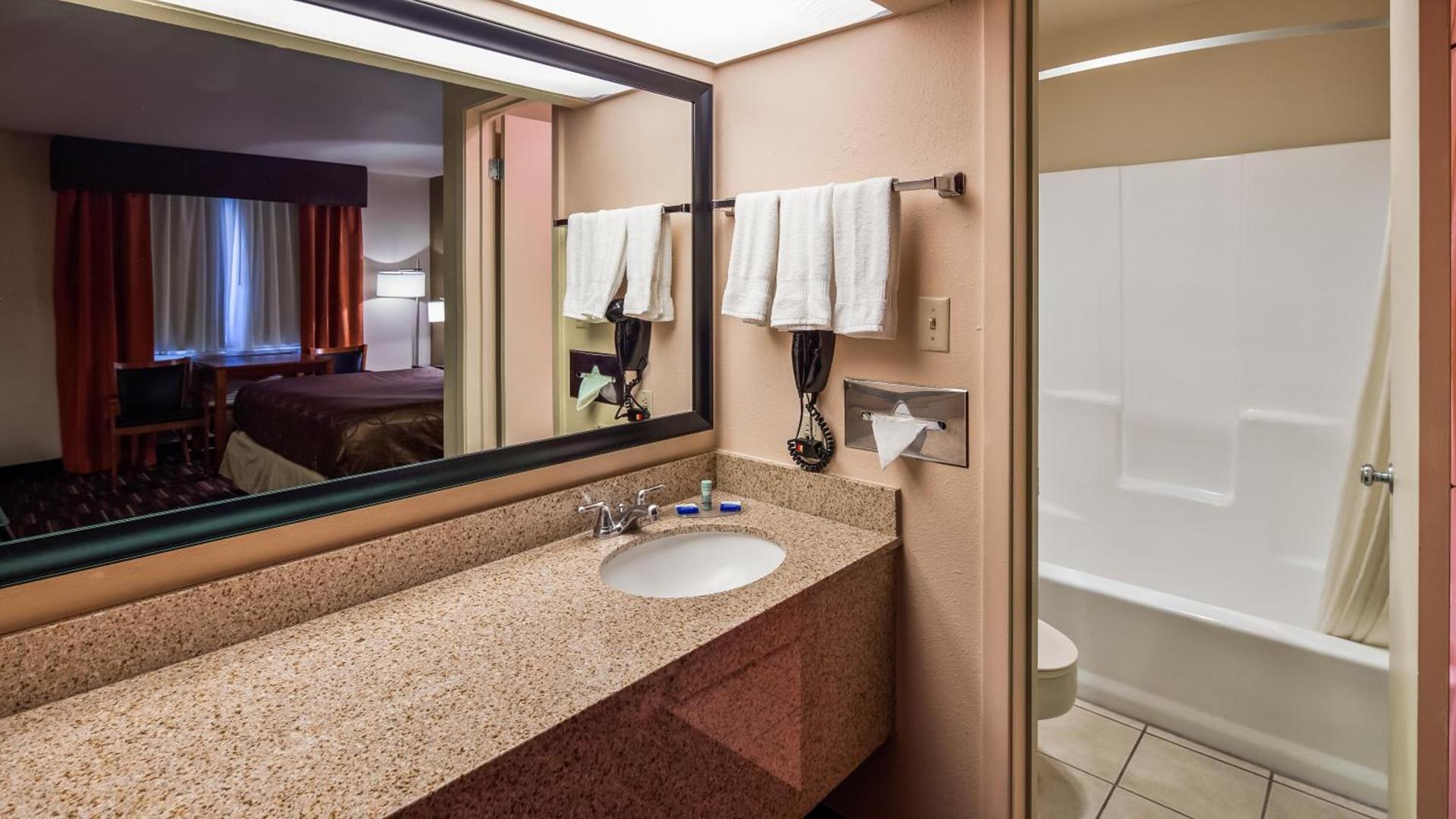 Best Western Executive Inn photo 13