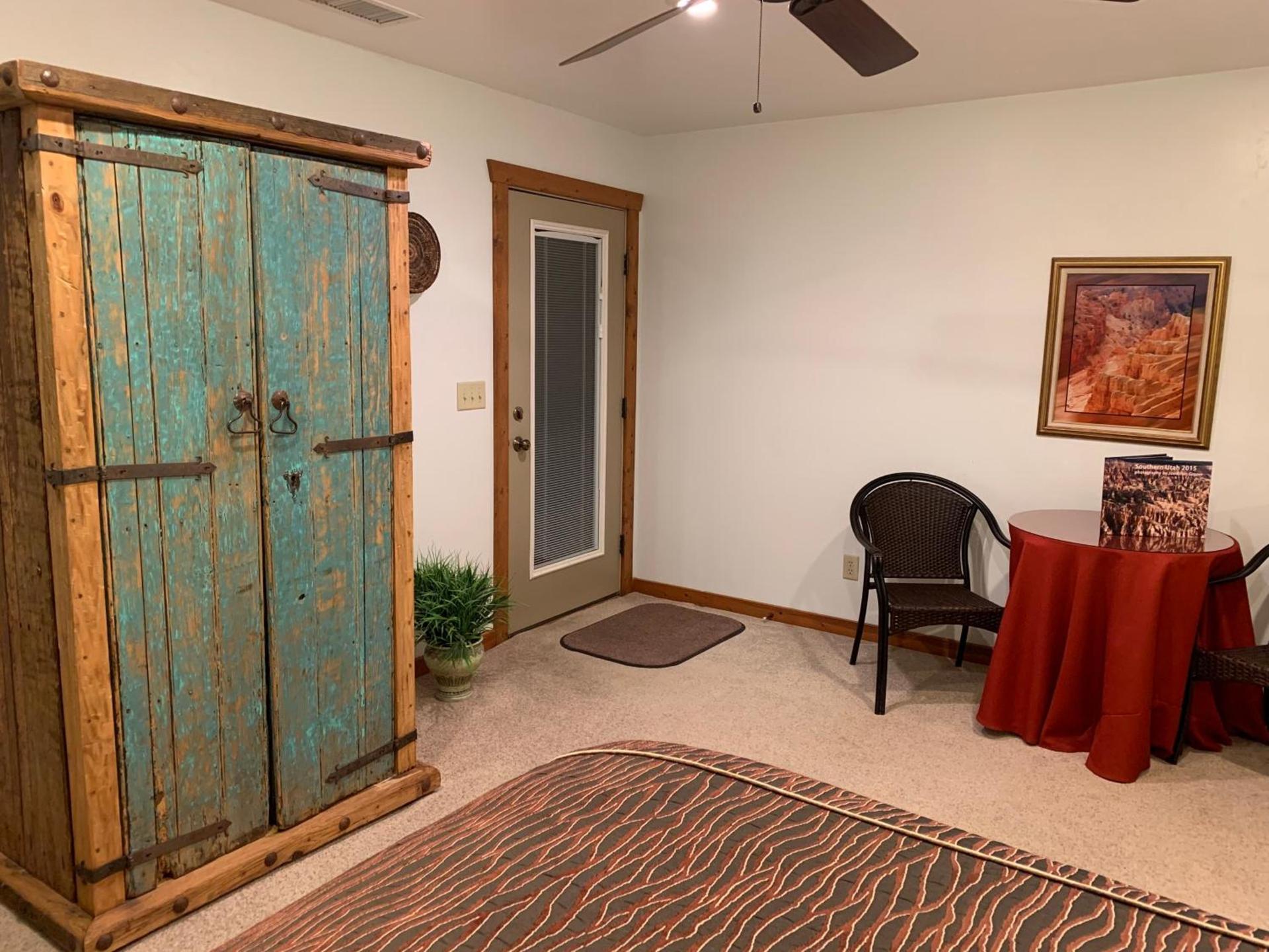 Slot Canyons Inn Bed & Breakfast photo 61
