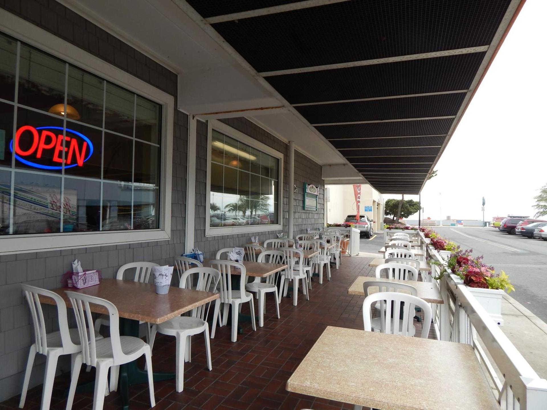 The Spinnaker photo 38