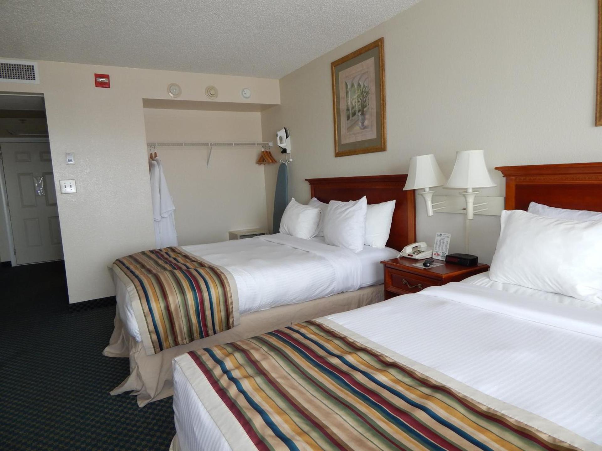 Paradise Plaza Inn photo 29