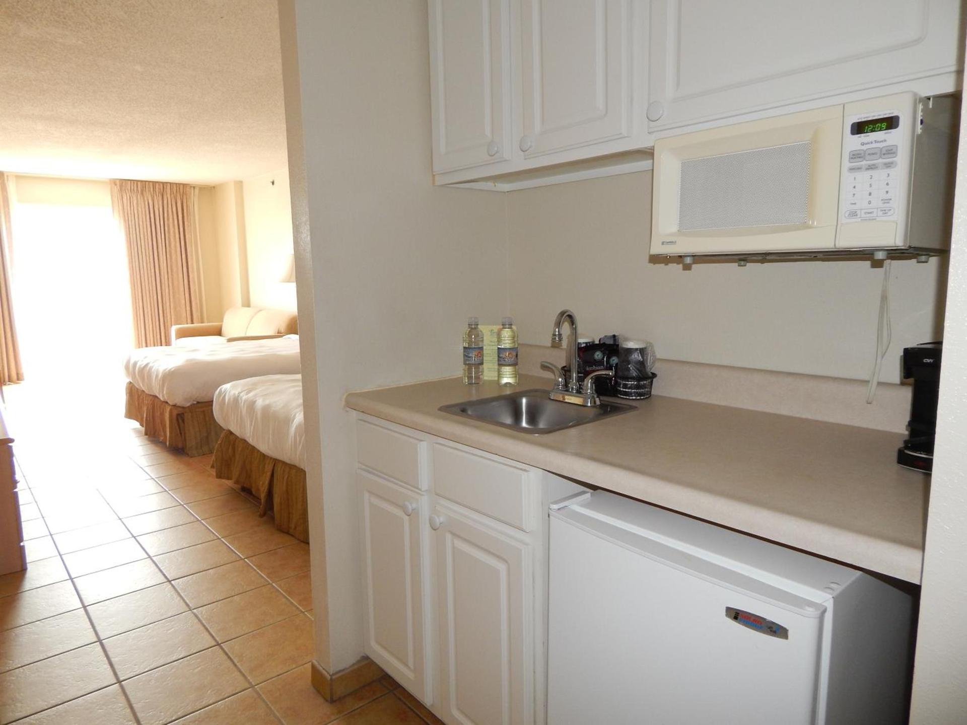 Paradise Plaza Inn photo 30