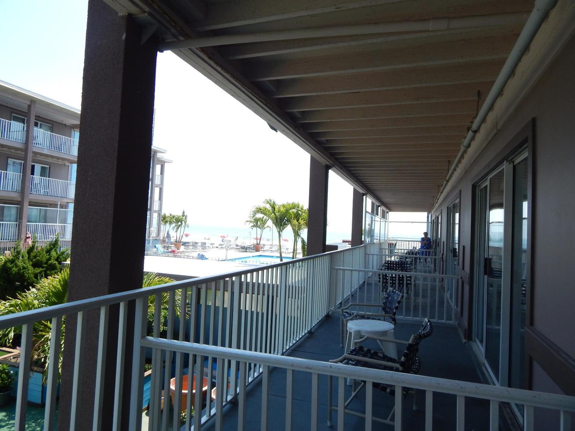 Flagship Oceanfront photo 37